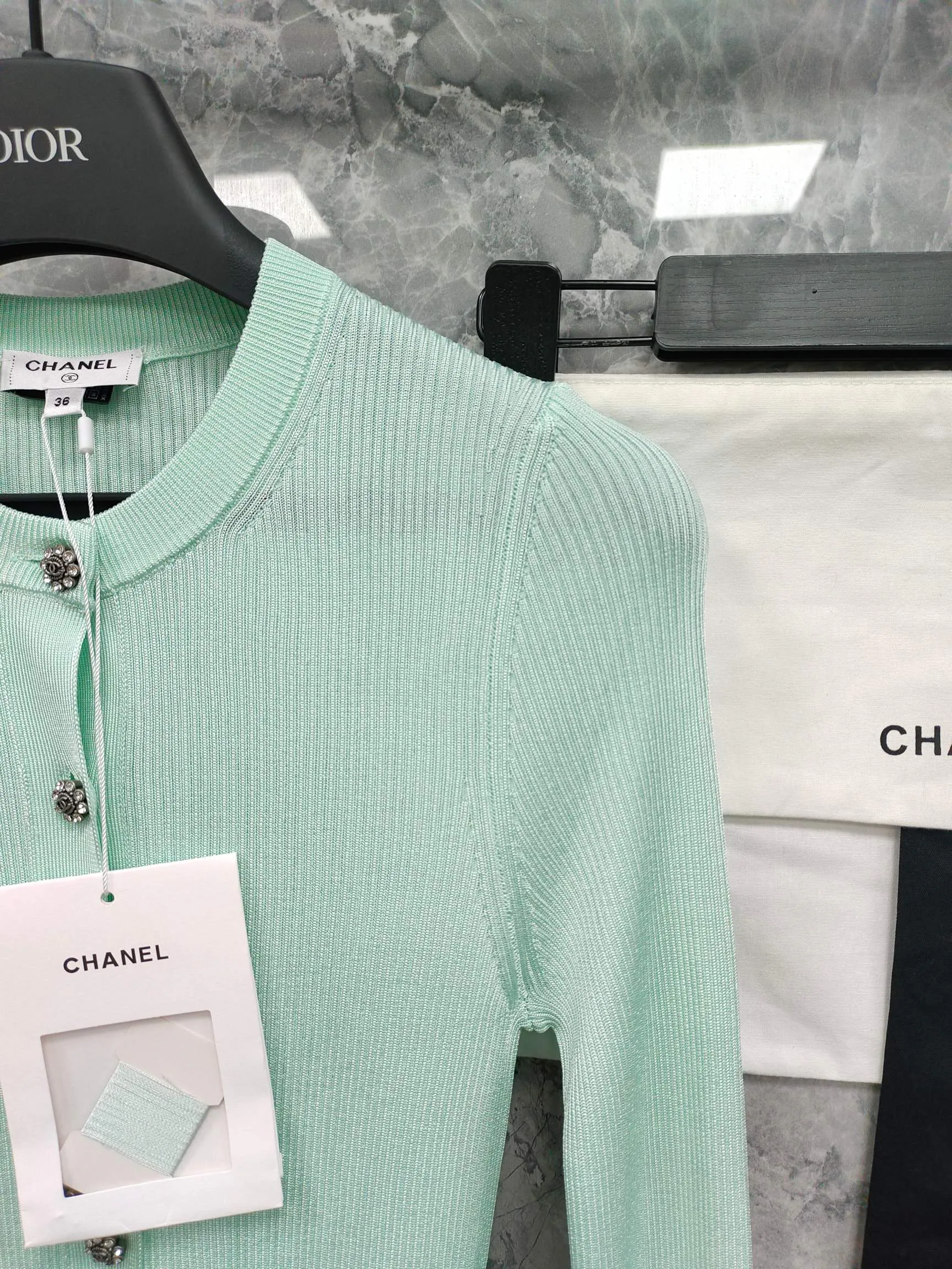 Джемперы И Свитеры Женские Chanel 16935529