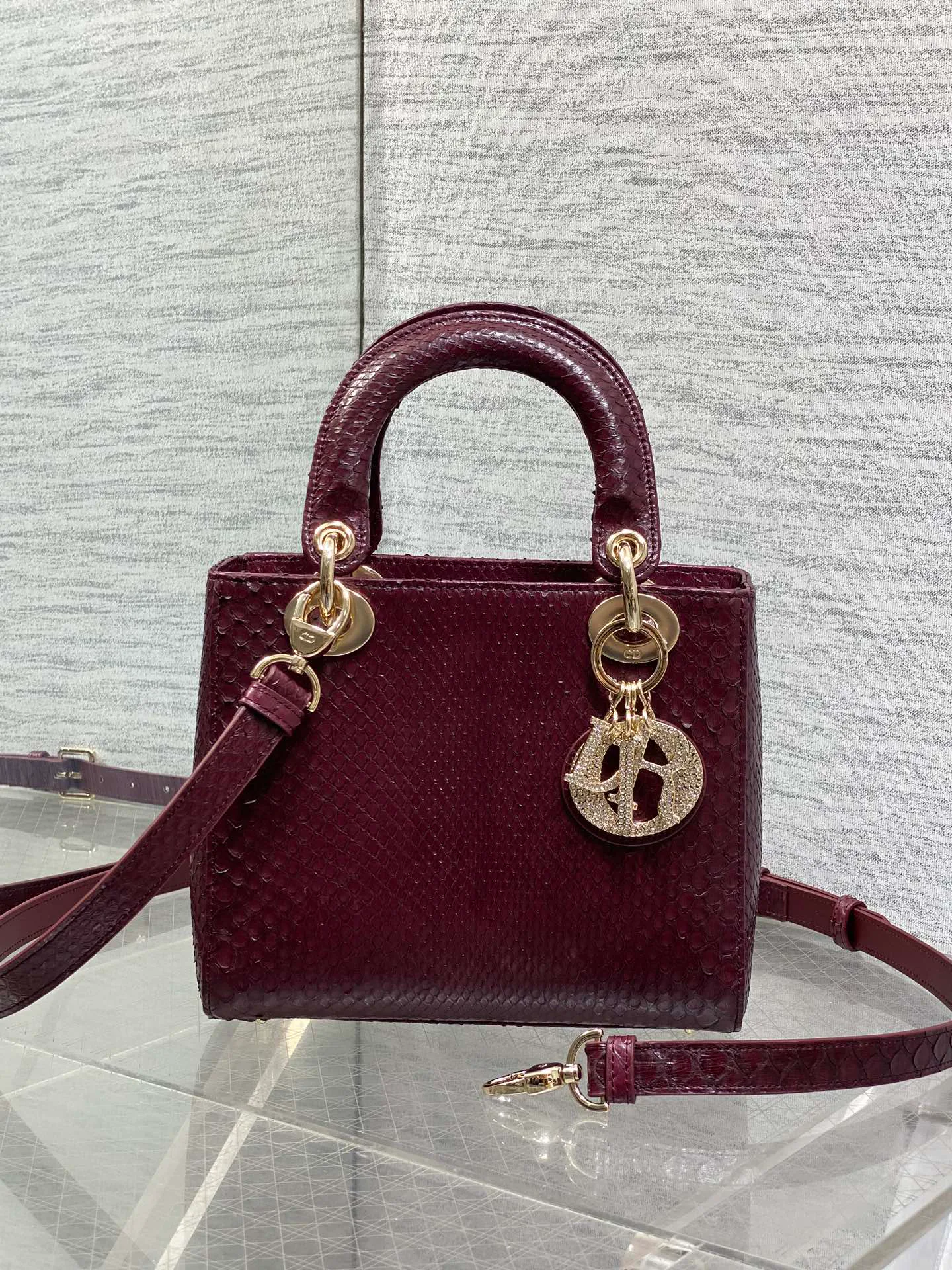 Сумки На Ремне Женские Christian Dior 575651