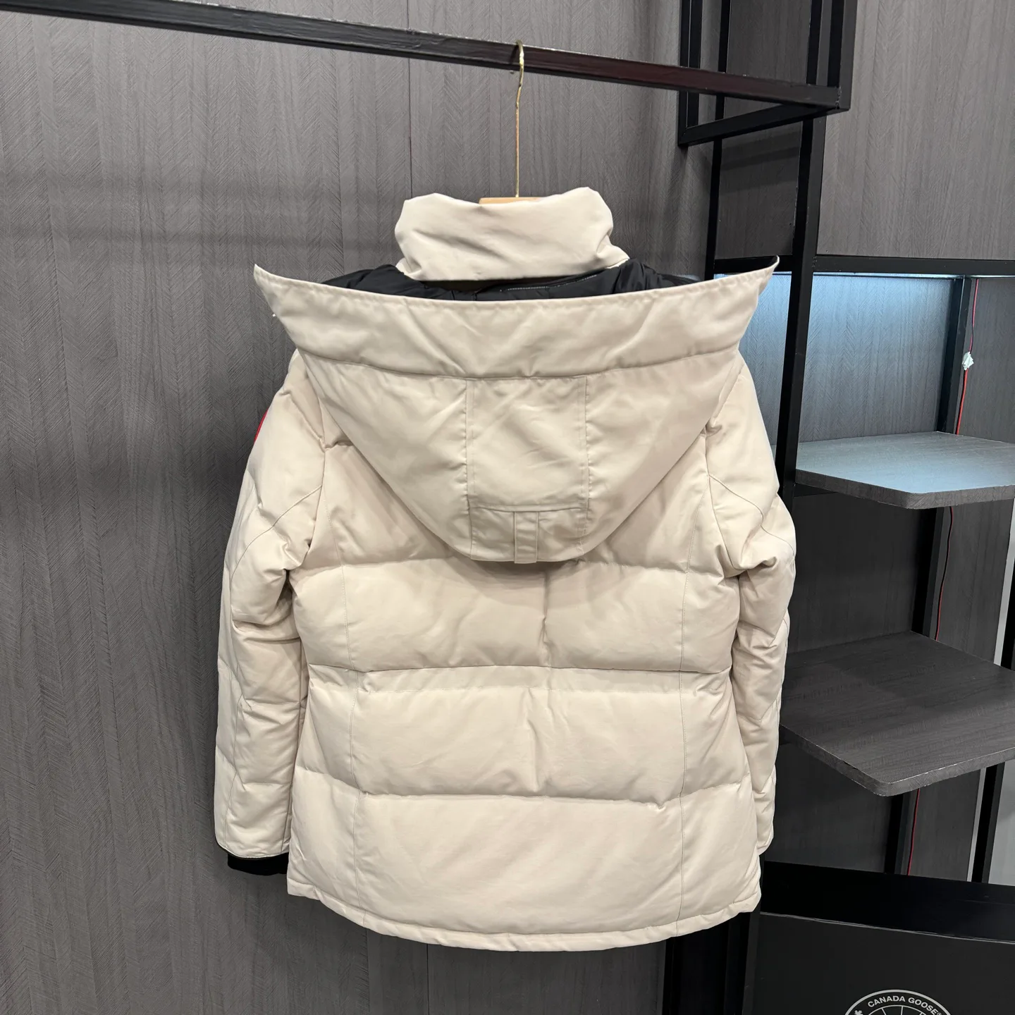 Куртки И Пуховики Женские Canada Goose 19763447