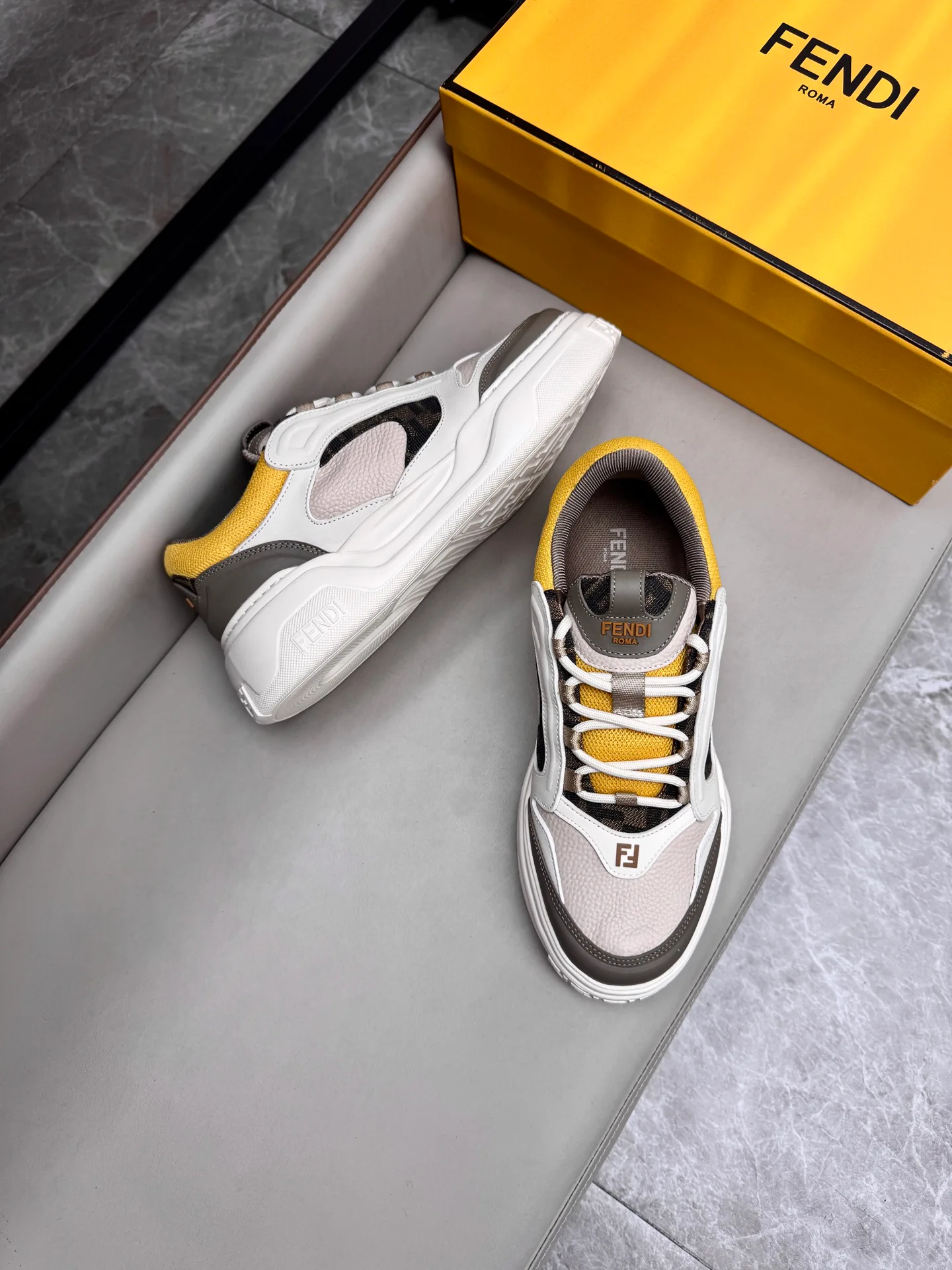 Кроссовки Мужские Fendi 1049842