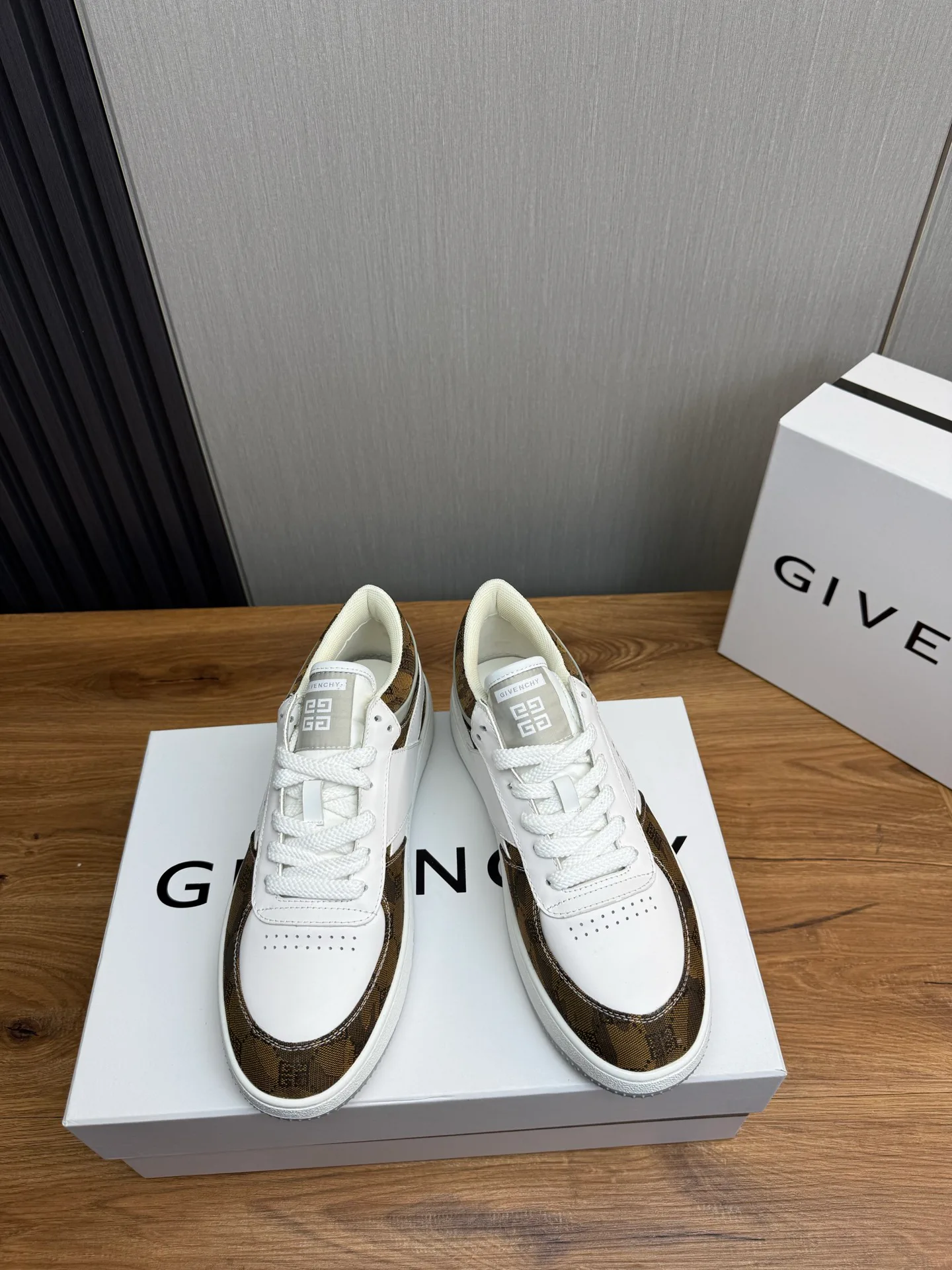 Кроссовки Мужские Givenchy 53759