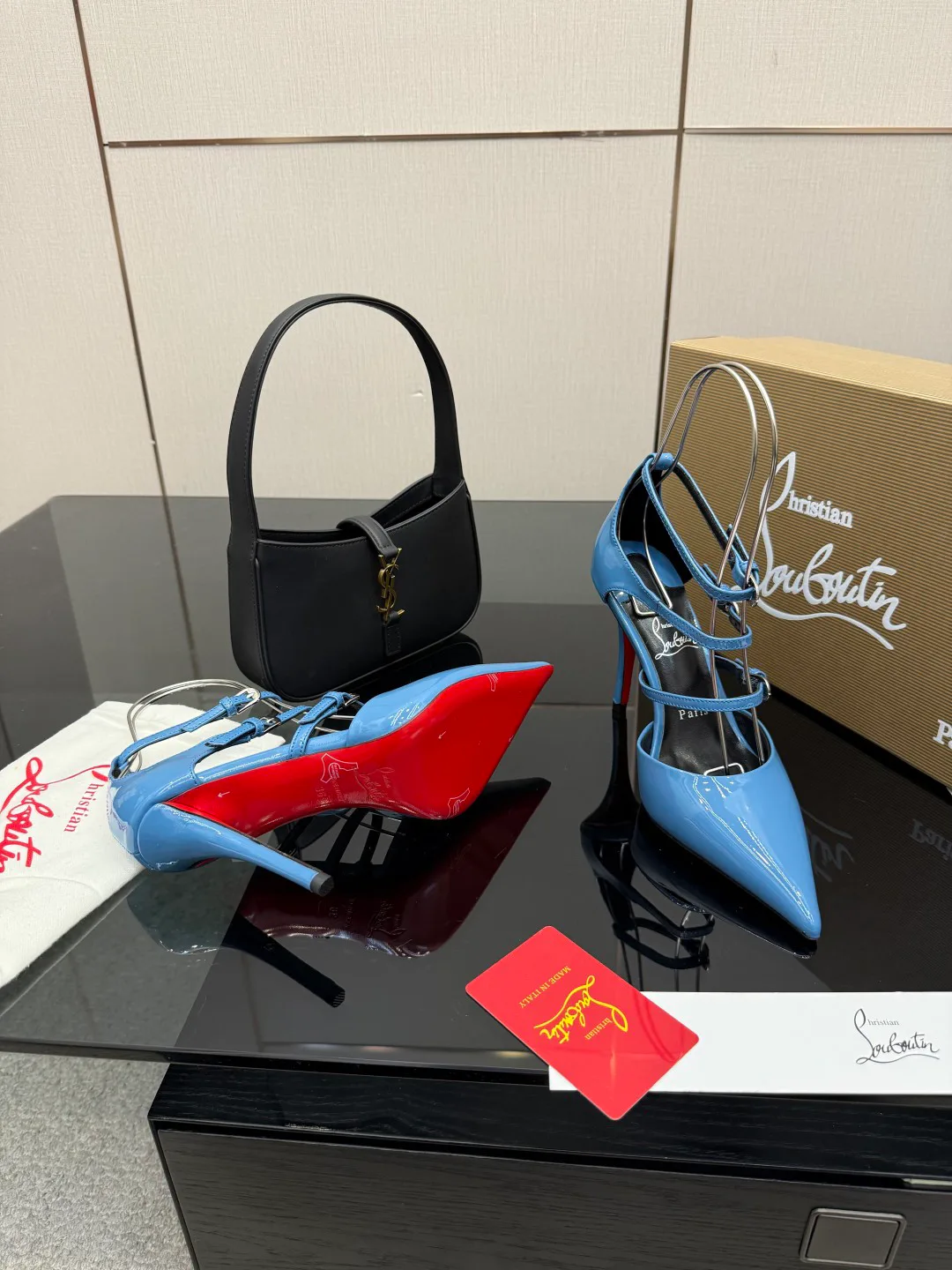 Туфли Женские Christian Louboutin 399076