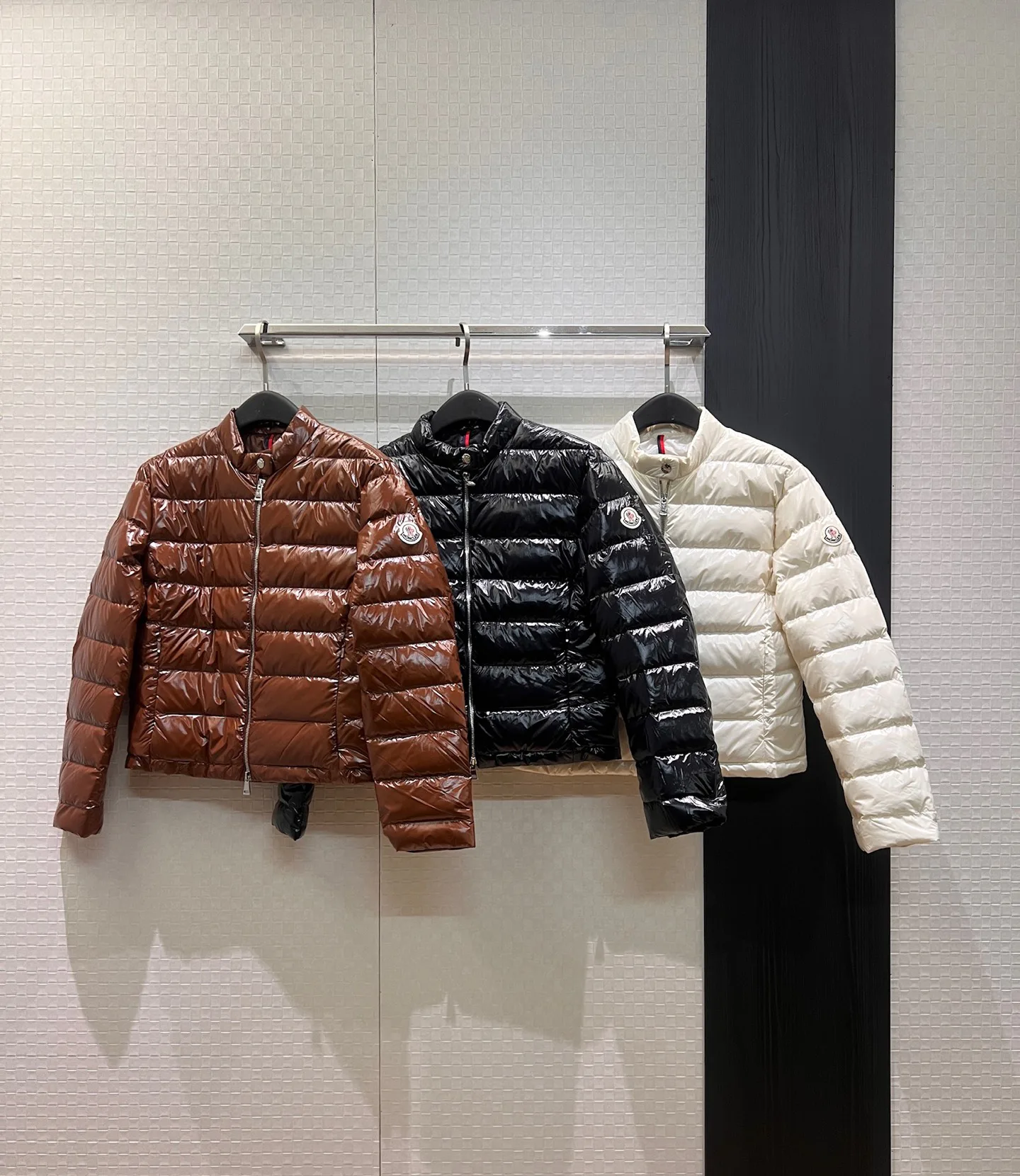 Куртки И Пуховики Женские Moncler 19390116