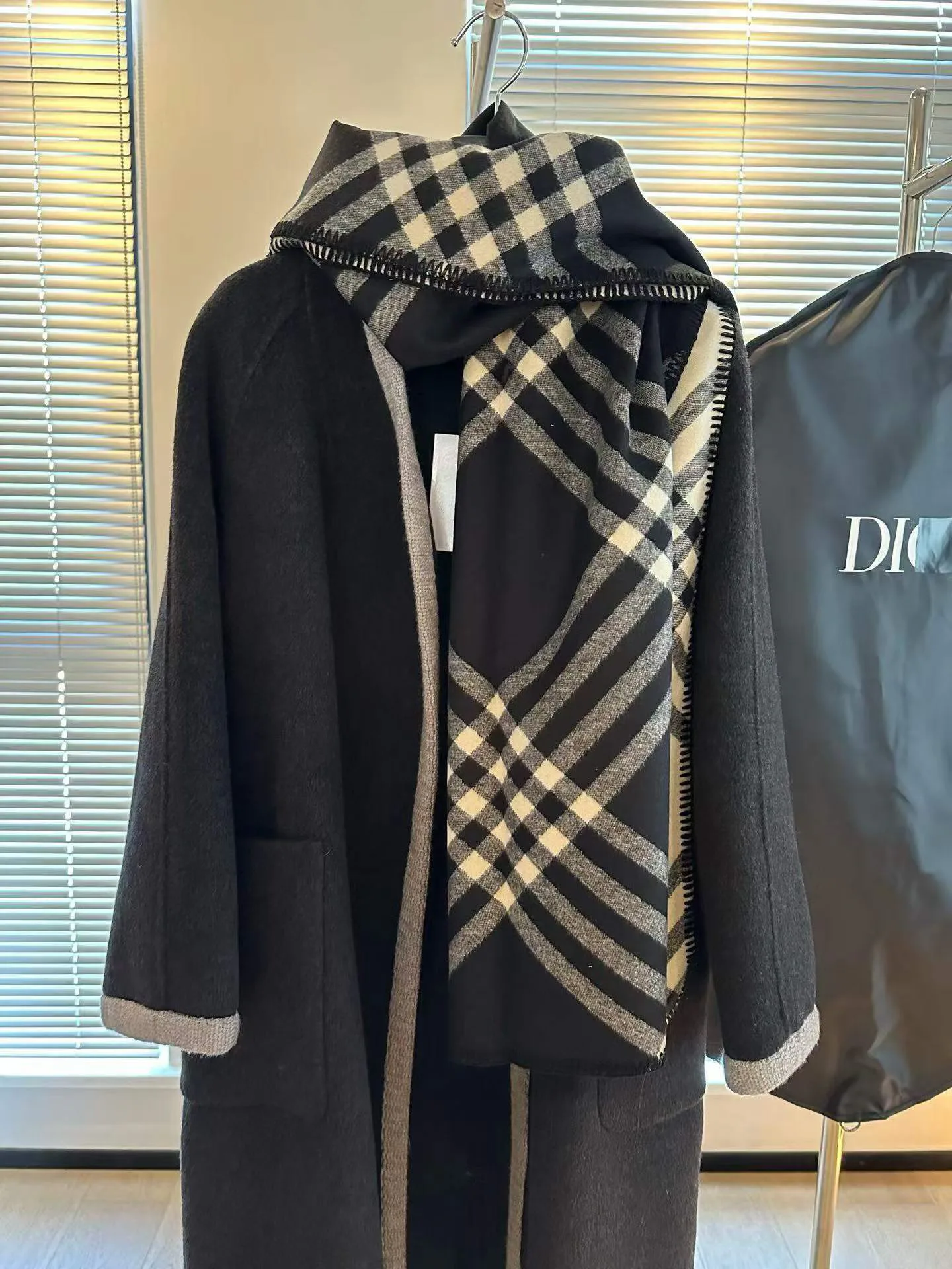 Пальто Женские Christian Dior 19189545