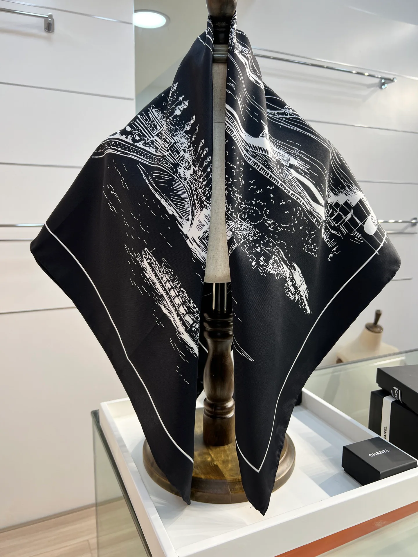 Шарфы Chanel 807689