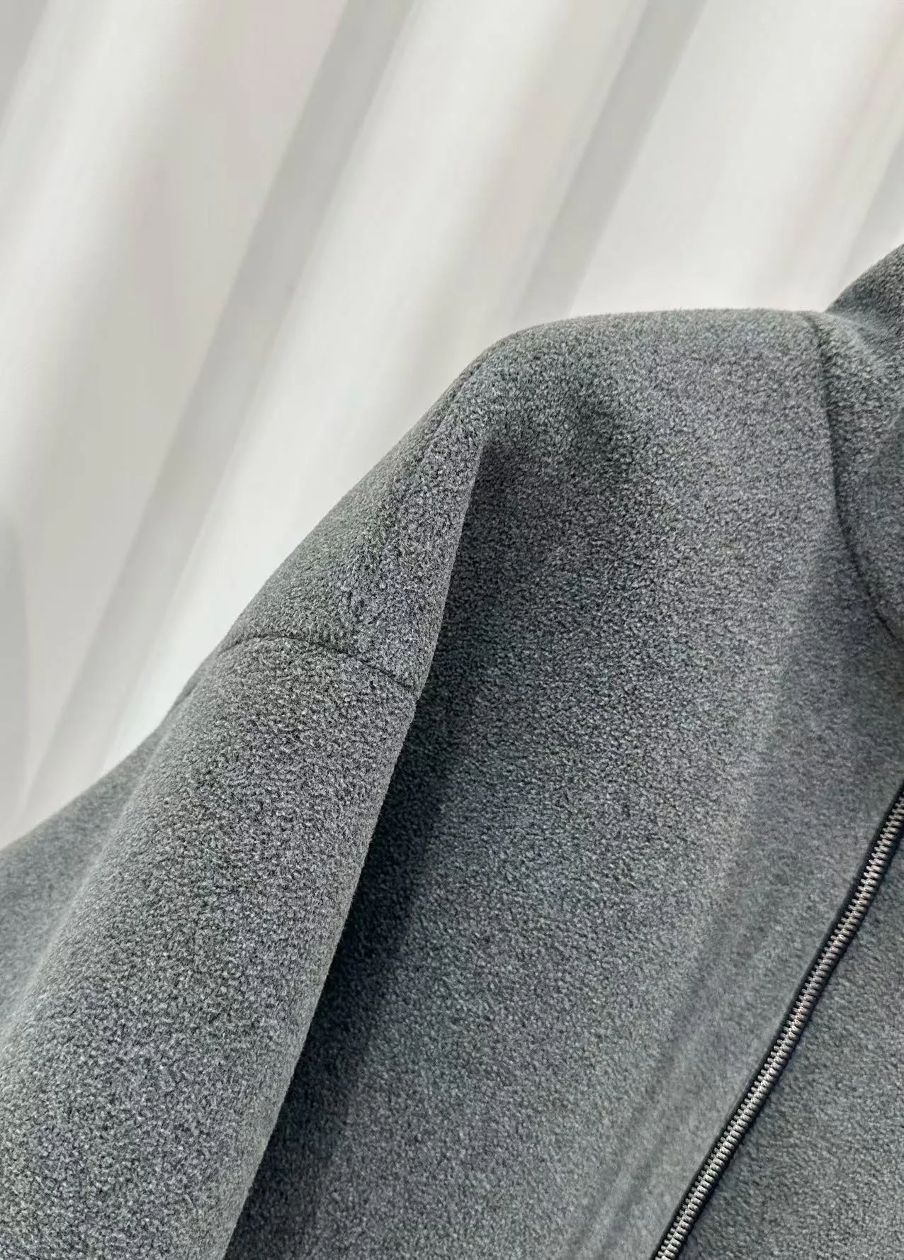 Куртки И Пуховики Женские Miu Miu 1860182