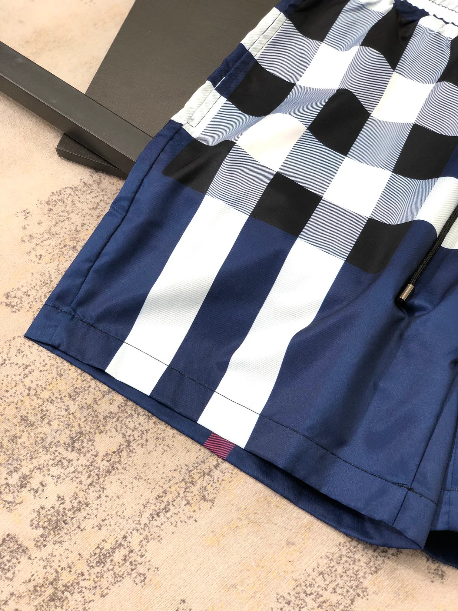 Шорты Мужские Burberry 11213246