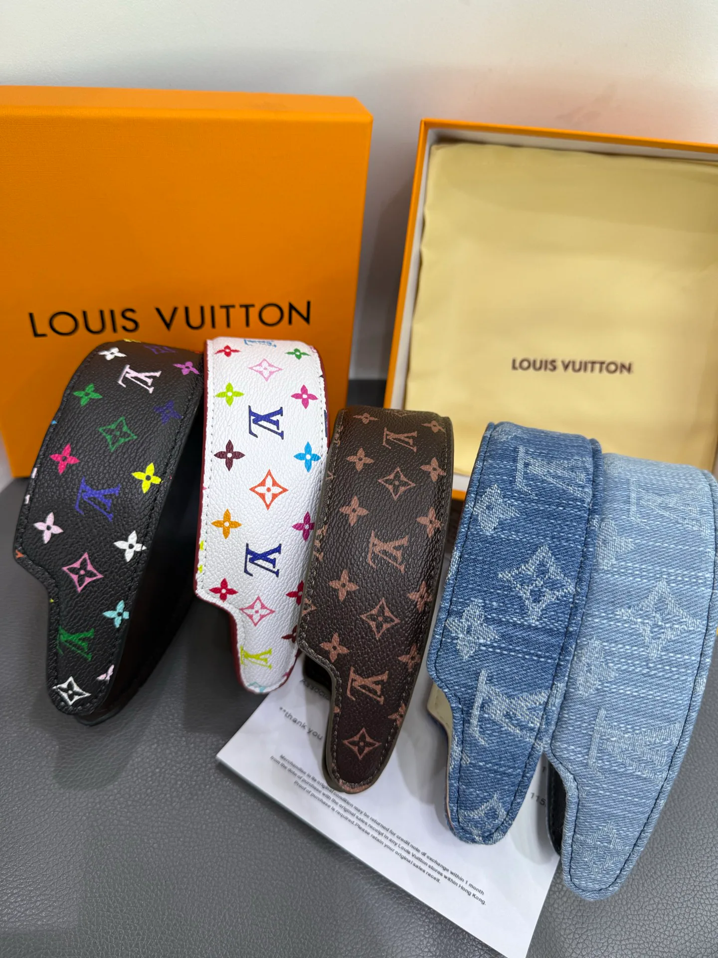 Головные Уборы Louis Vuitton 1703400