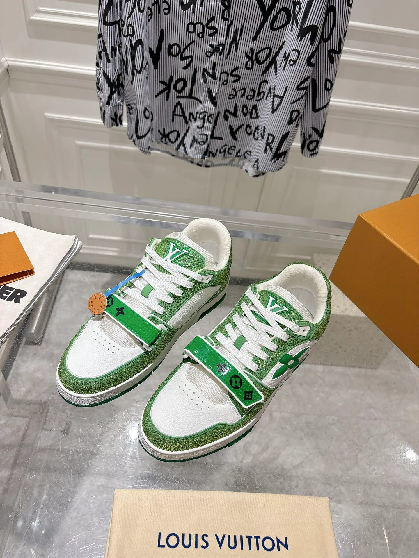 Кроссовки Женские Louis Vuitton 22069