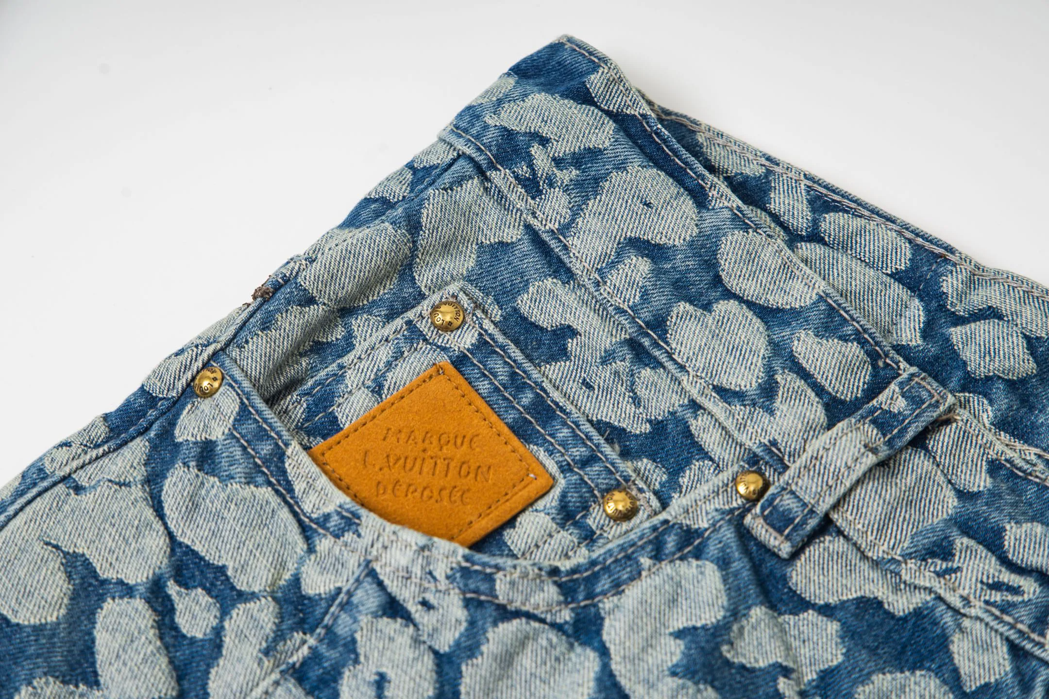 Джинсы Женские Louis Vuitton 11544981