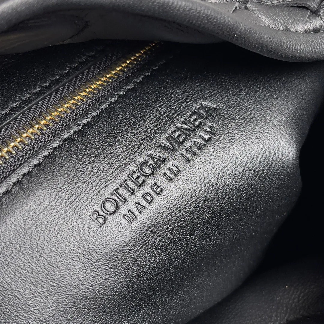 Классические Сумки Женские Loewe 11495962