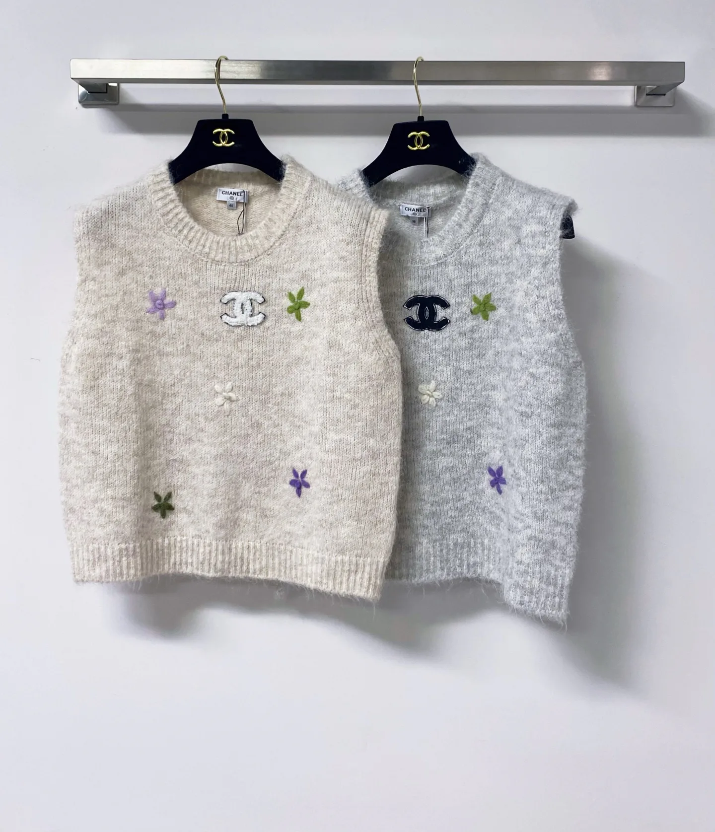 Жилеты Женские Chanel 17423744