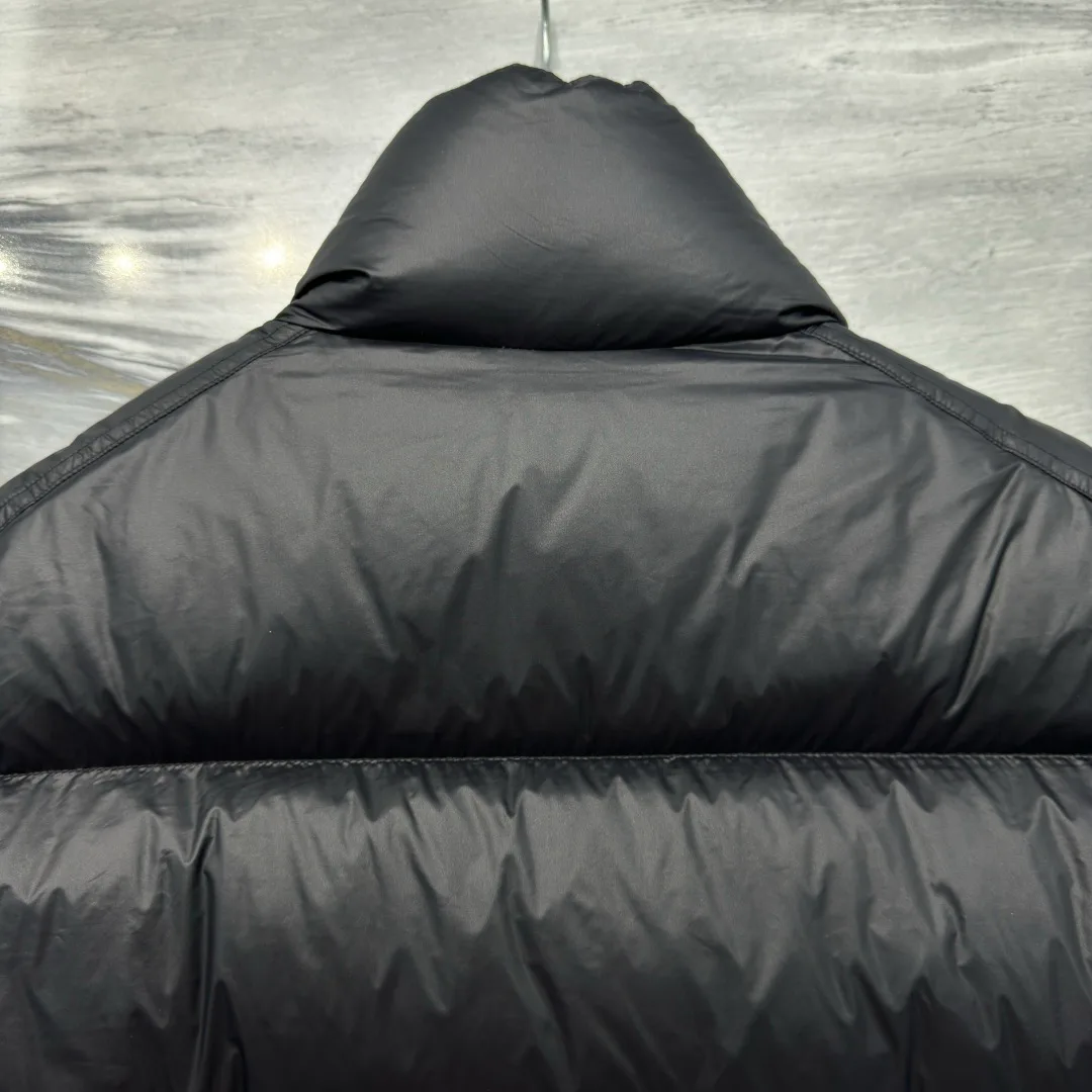 Куртки И Пуховики Мужские Moncler 17927103