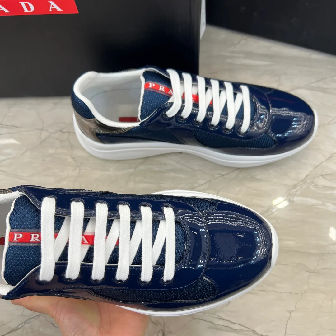 Кроссовки Женские Prada 18430433