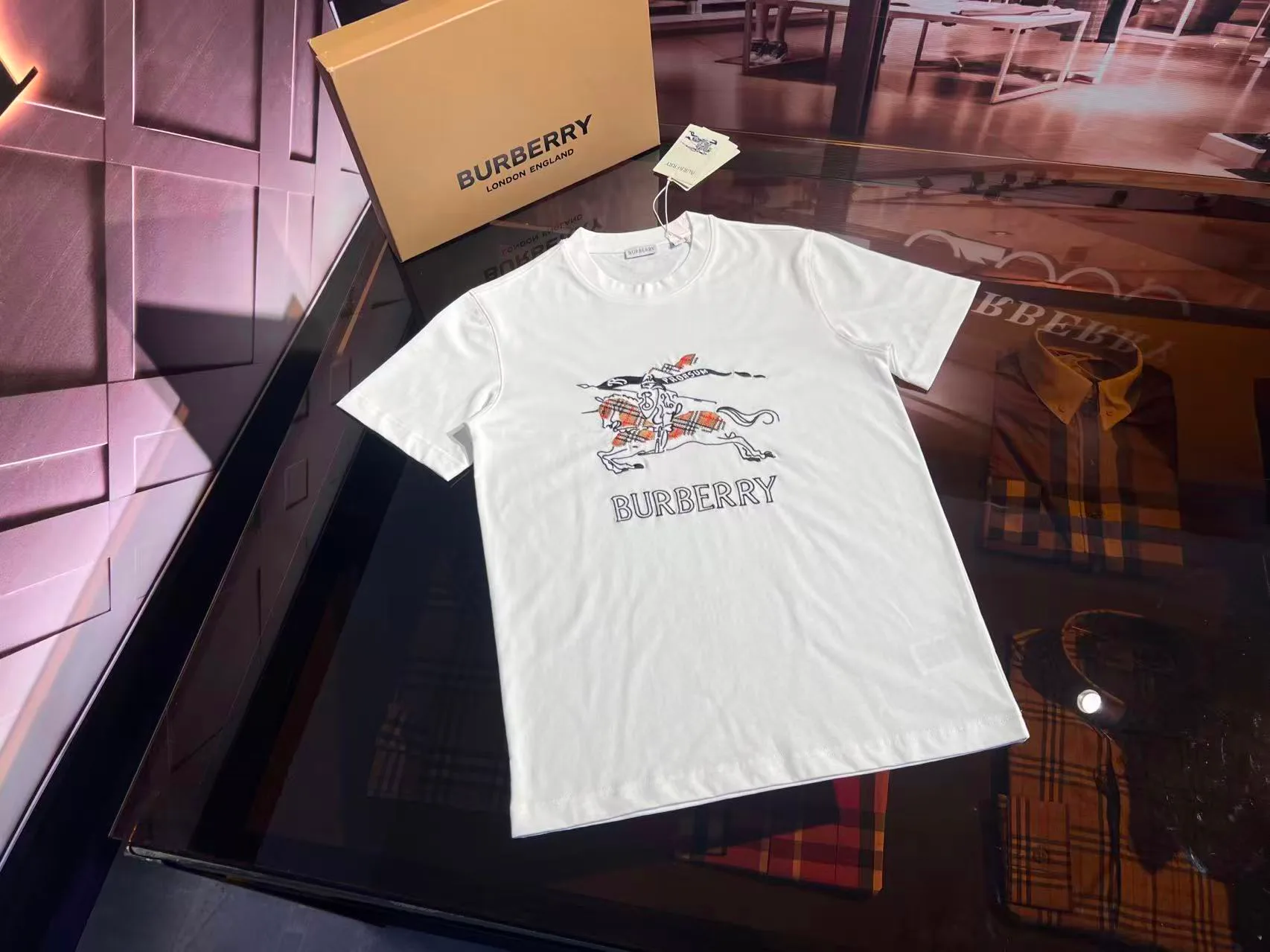 Футболки Женские Burberry 11736336