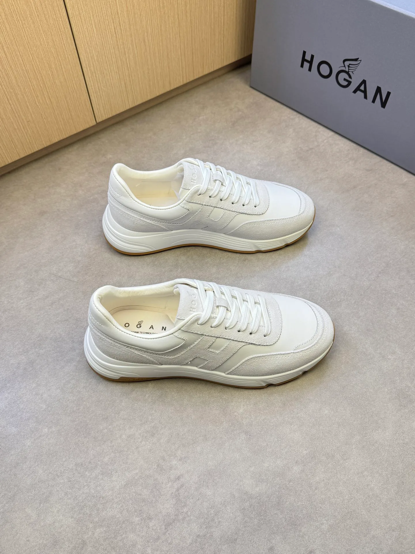 Кроссовки Мужские Hogan 737856