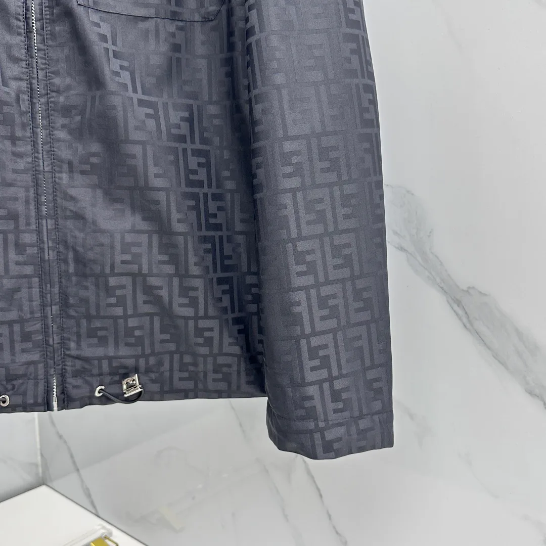 Куртки И Пуховики Мужские Fendi 18246795