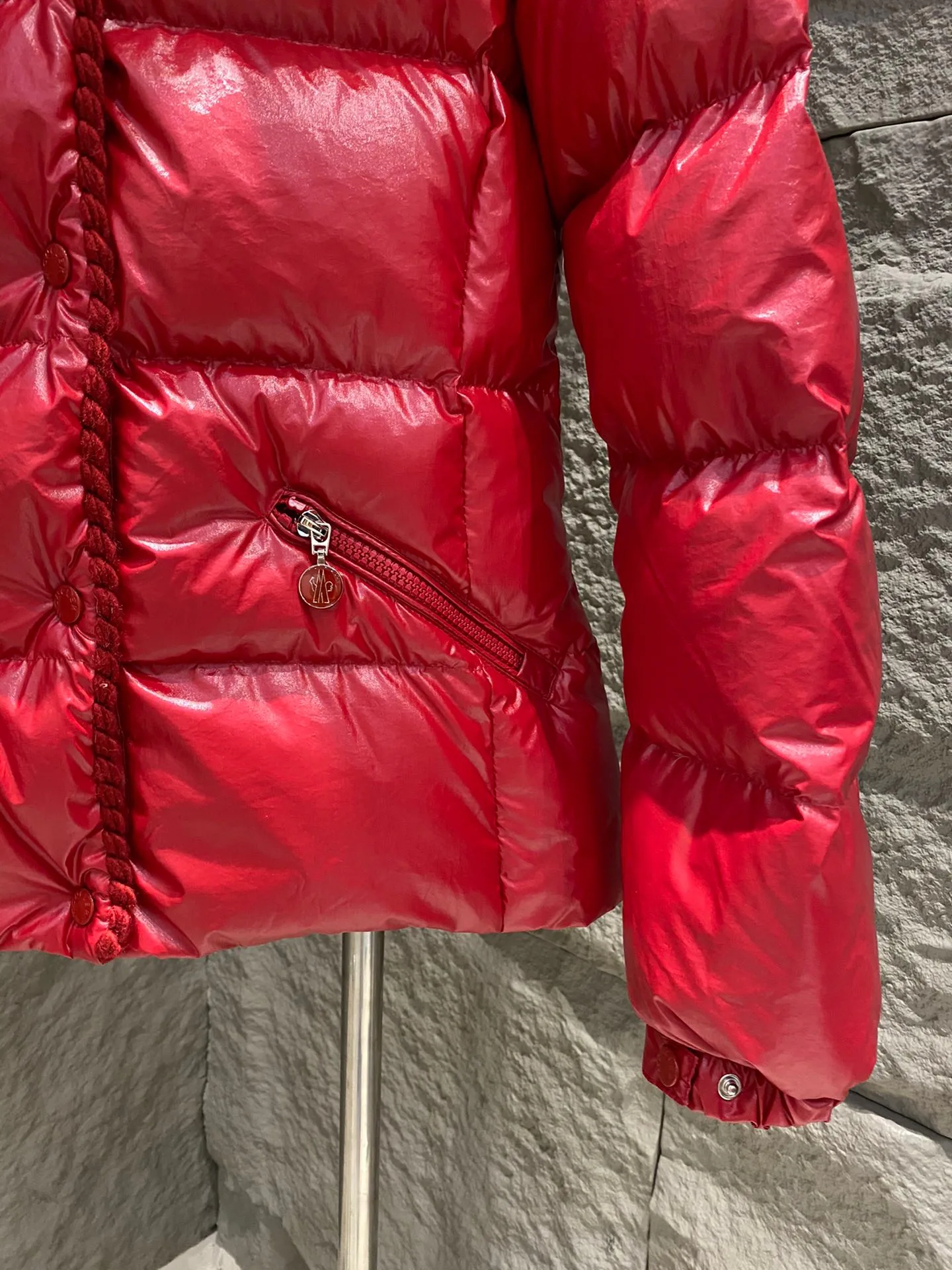 Куртки И Пуховики Женские Moncler 18326244