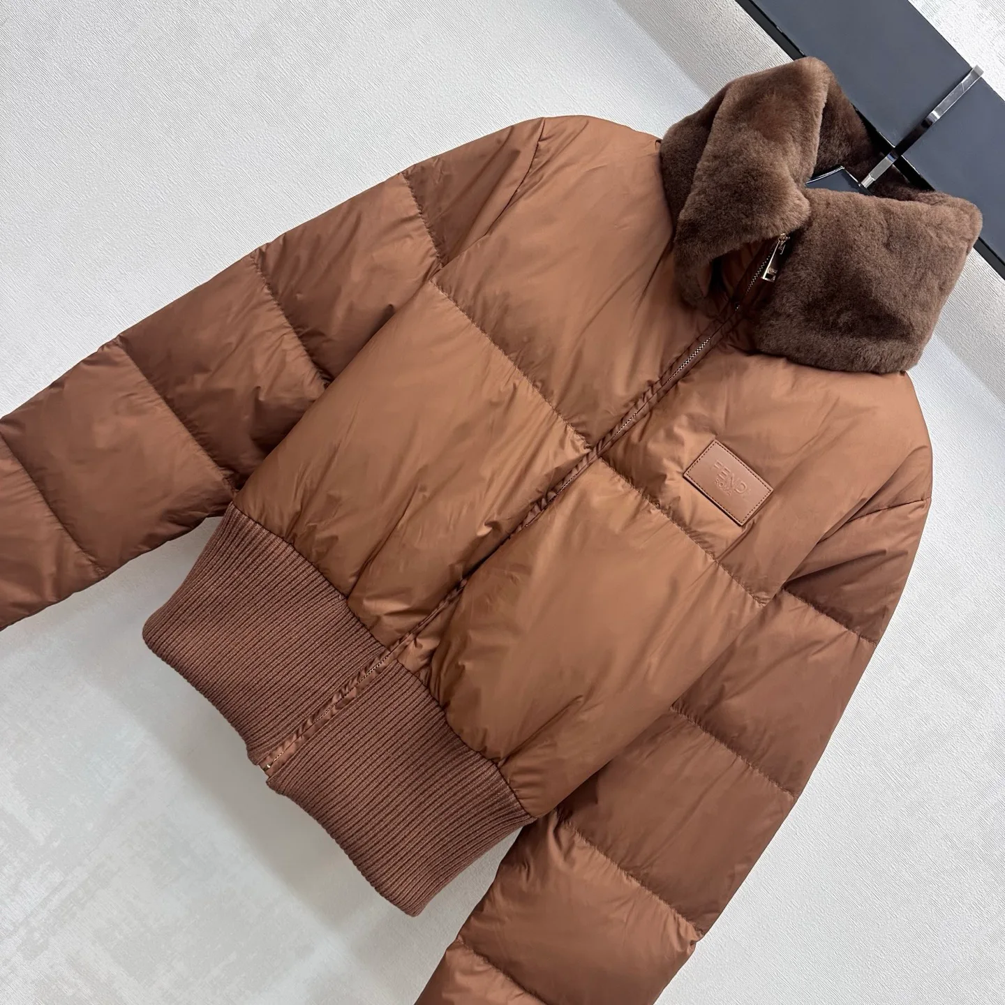 Куртки И Пуховики Женские Fendi 19832309