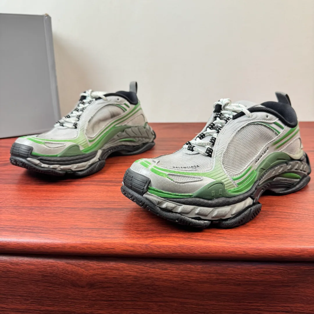 Кроссовки Женские Balenciaga 14845608