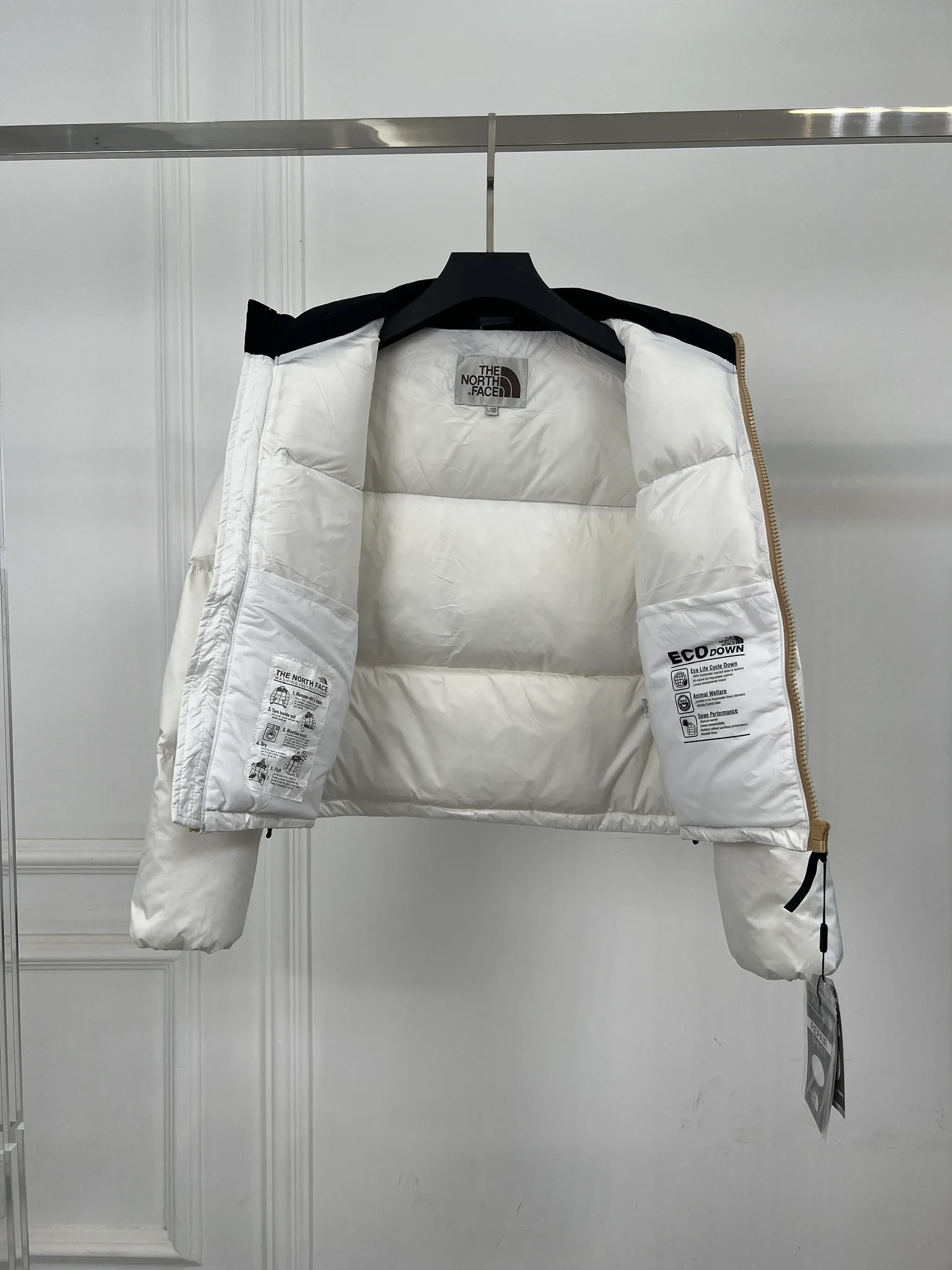 Куртки И Пуховики Женские The North Face 18415989