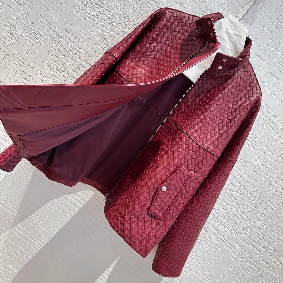 Кожаные Куртки И Дублёнки Женские Bottega Veneta 19056908