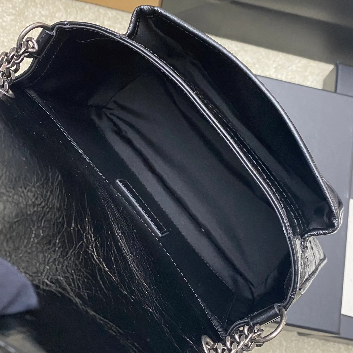 Классические Сумки Женские Saint Laurent 11886308