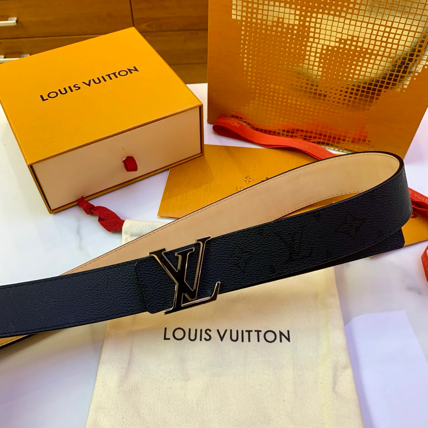 Ремни Louis Vuitton 17725247