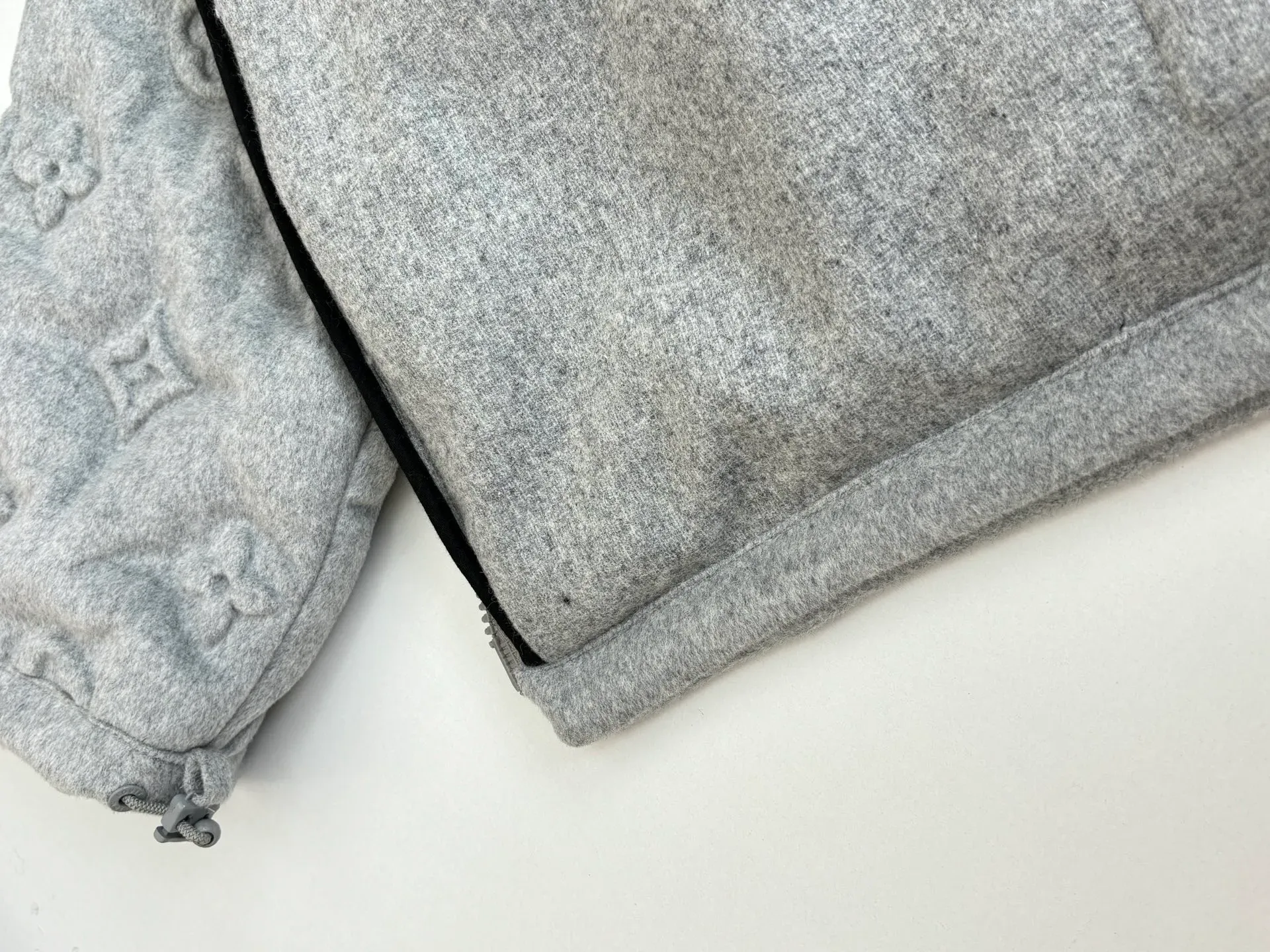 Куртки И Пуховики Женские Louis Vuitton 274538