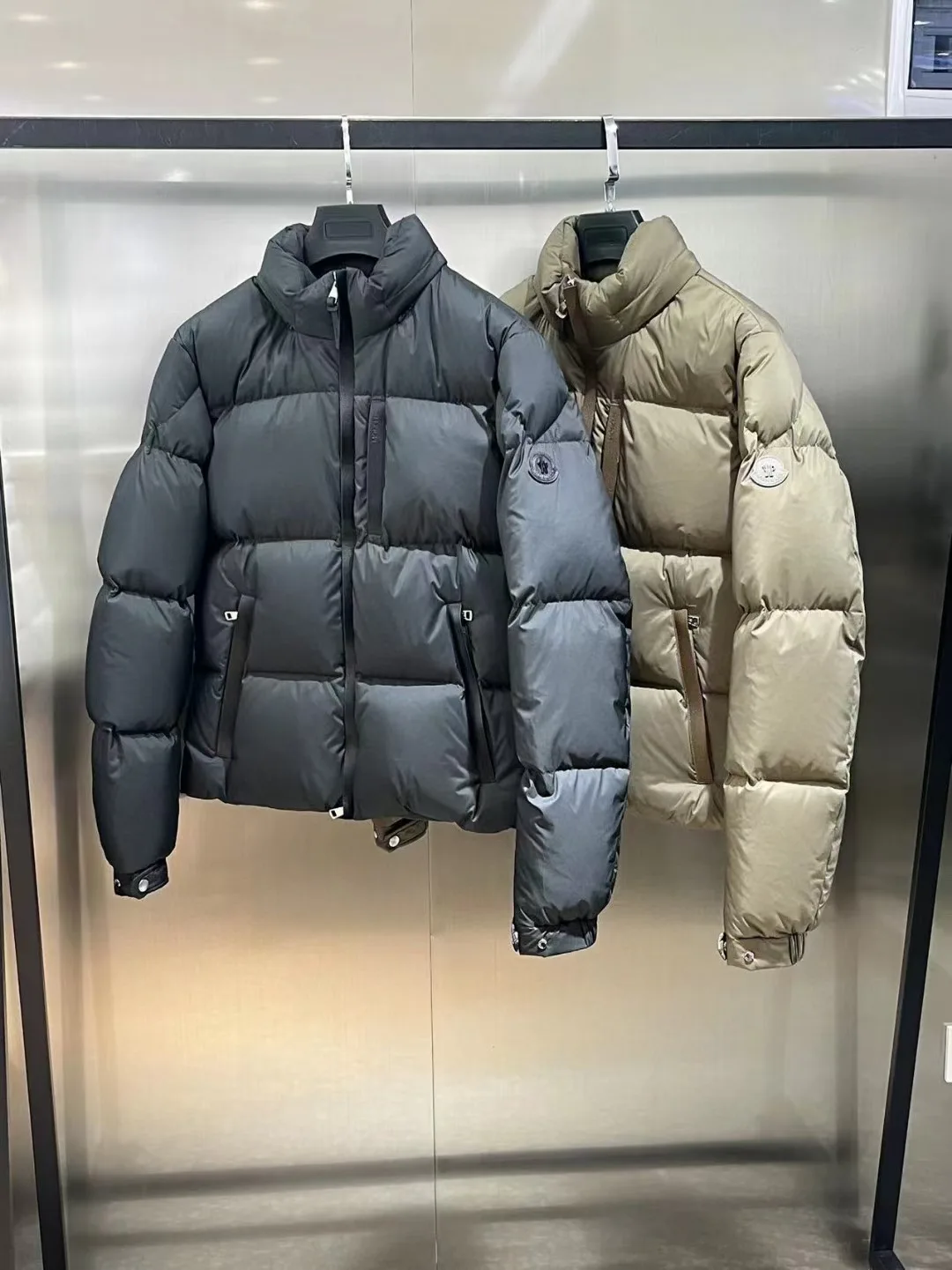 Куртки И Пуховики Женские Moncler 3485