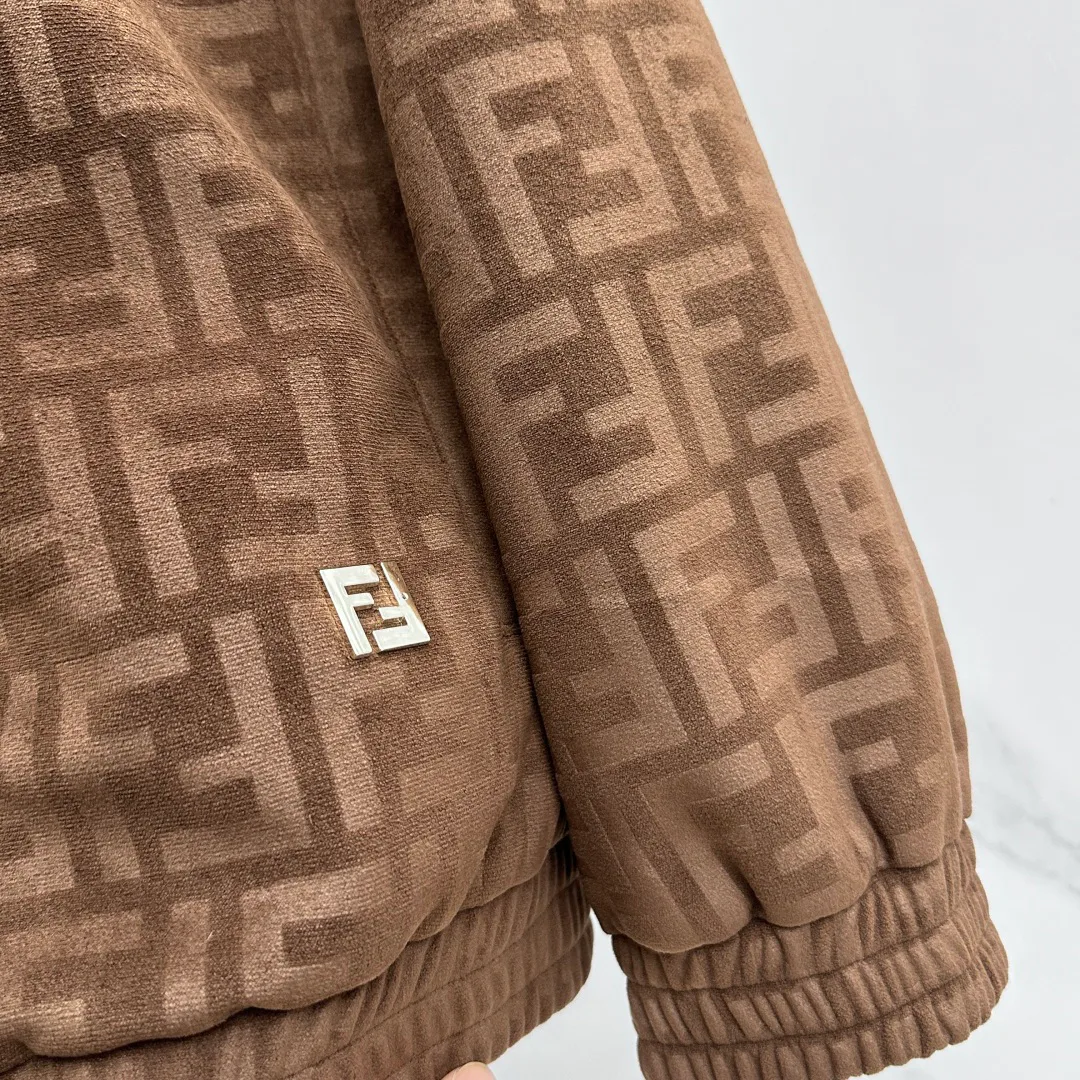 Куртки И Пуховики Мужские Fendi 18246853