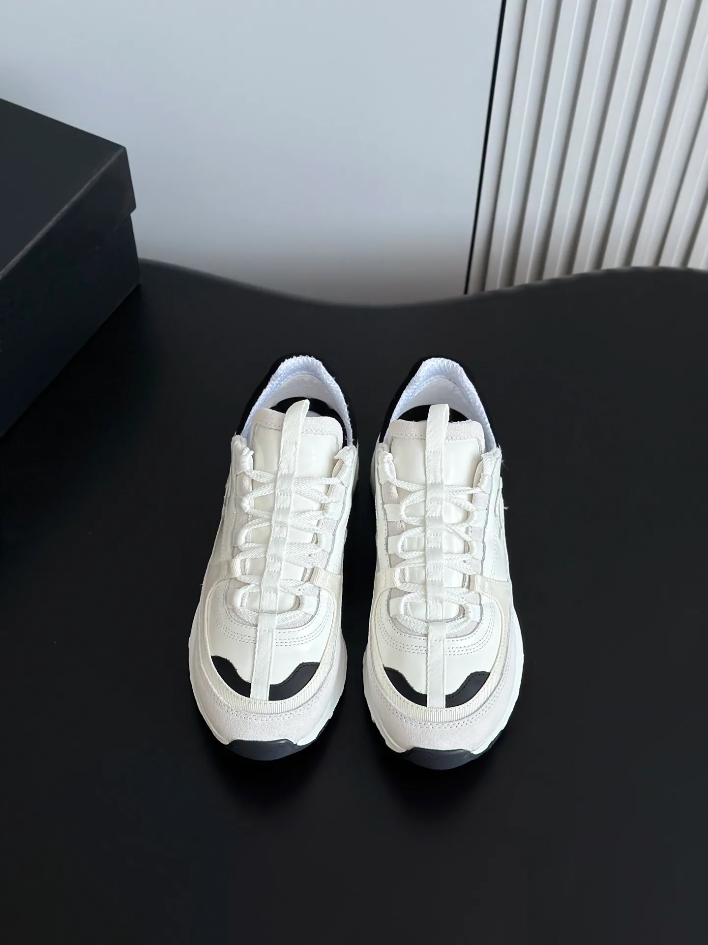 Кроссовки Женские Chanel 11508746