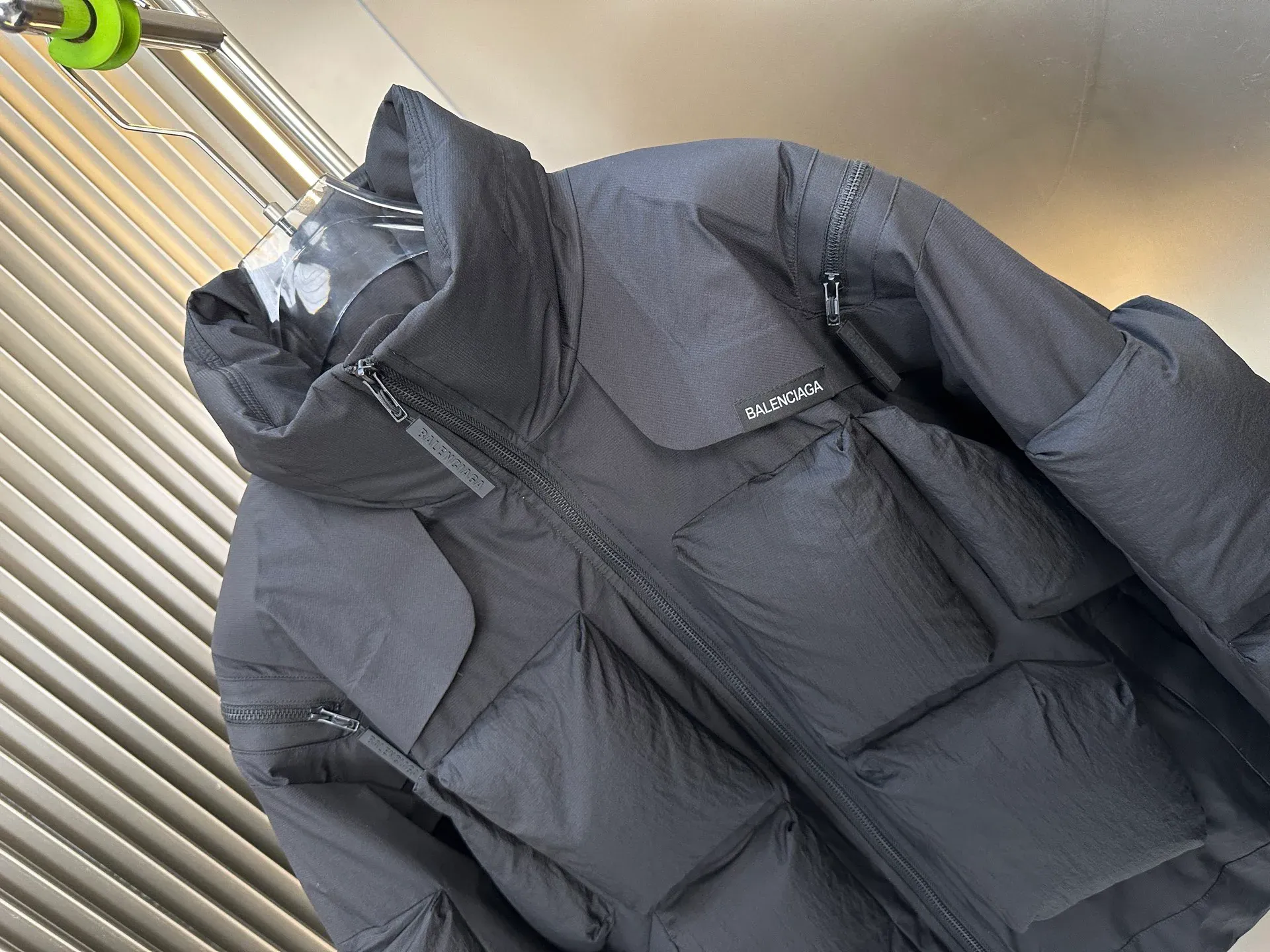 Куртки И Пуховики Женские Balenciaga 788976