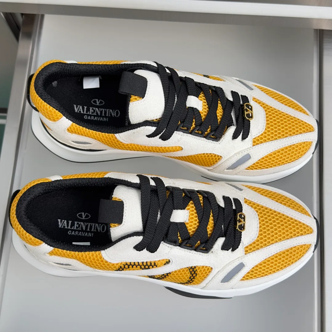 Кроссовки Мужские Valentino 17603082