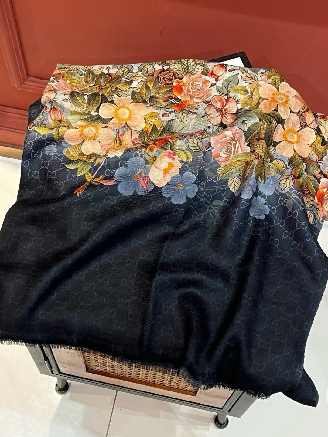 Шарфы Gucci 463795