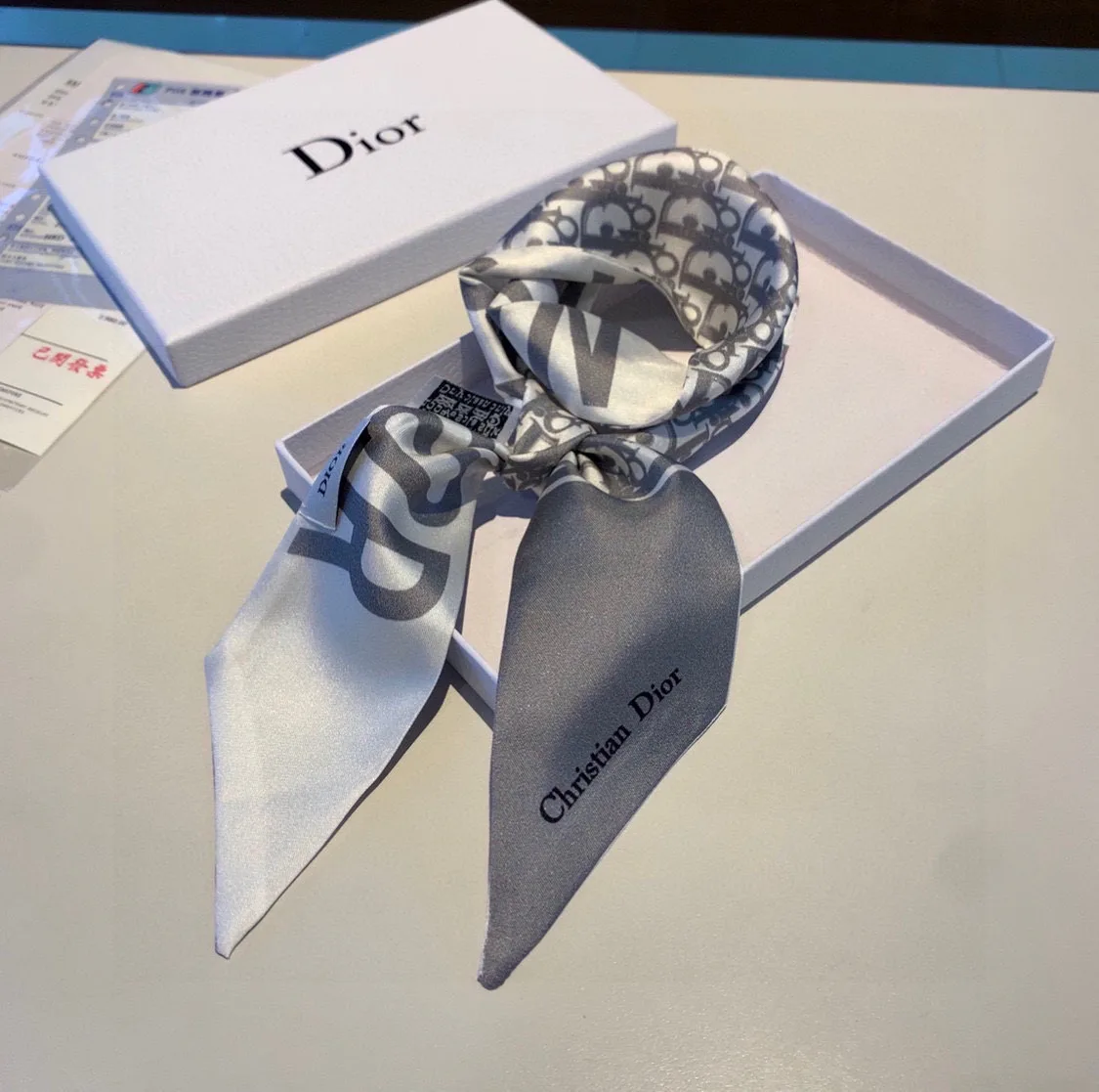 Платки Christian Dior 11882973