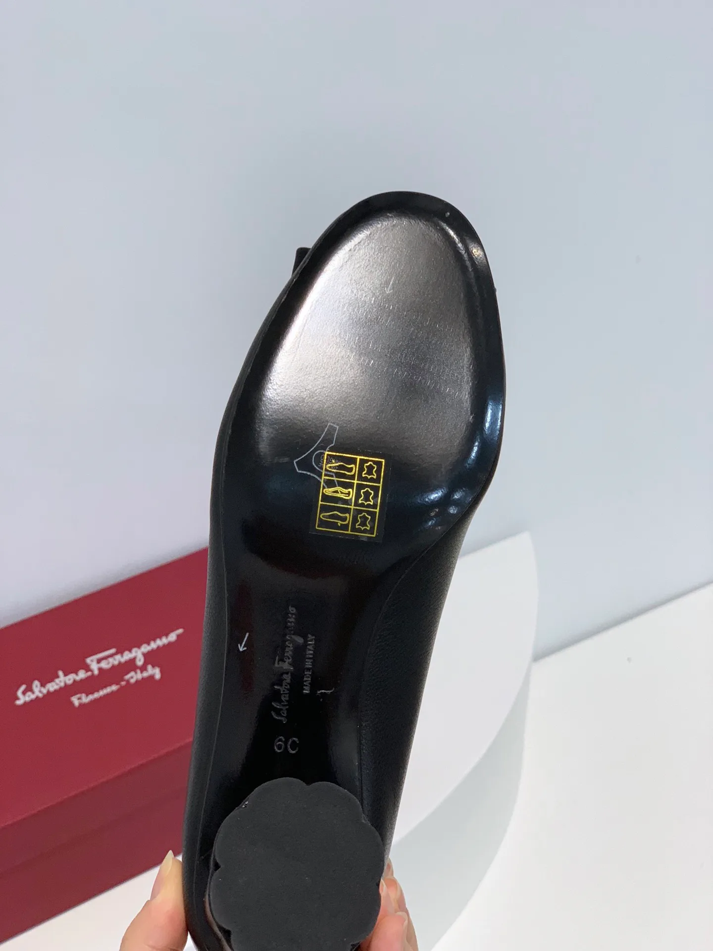 Туфли Женские Salvatore Ferragamo 11675502