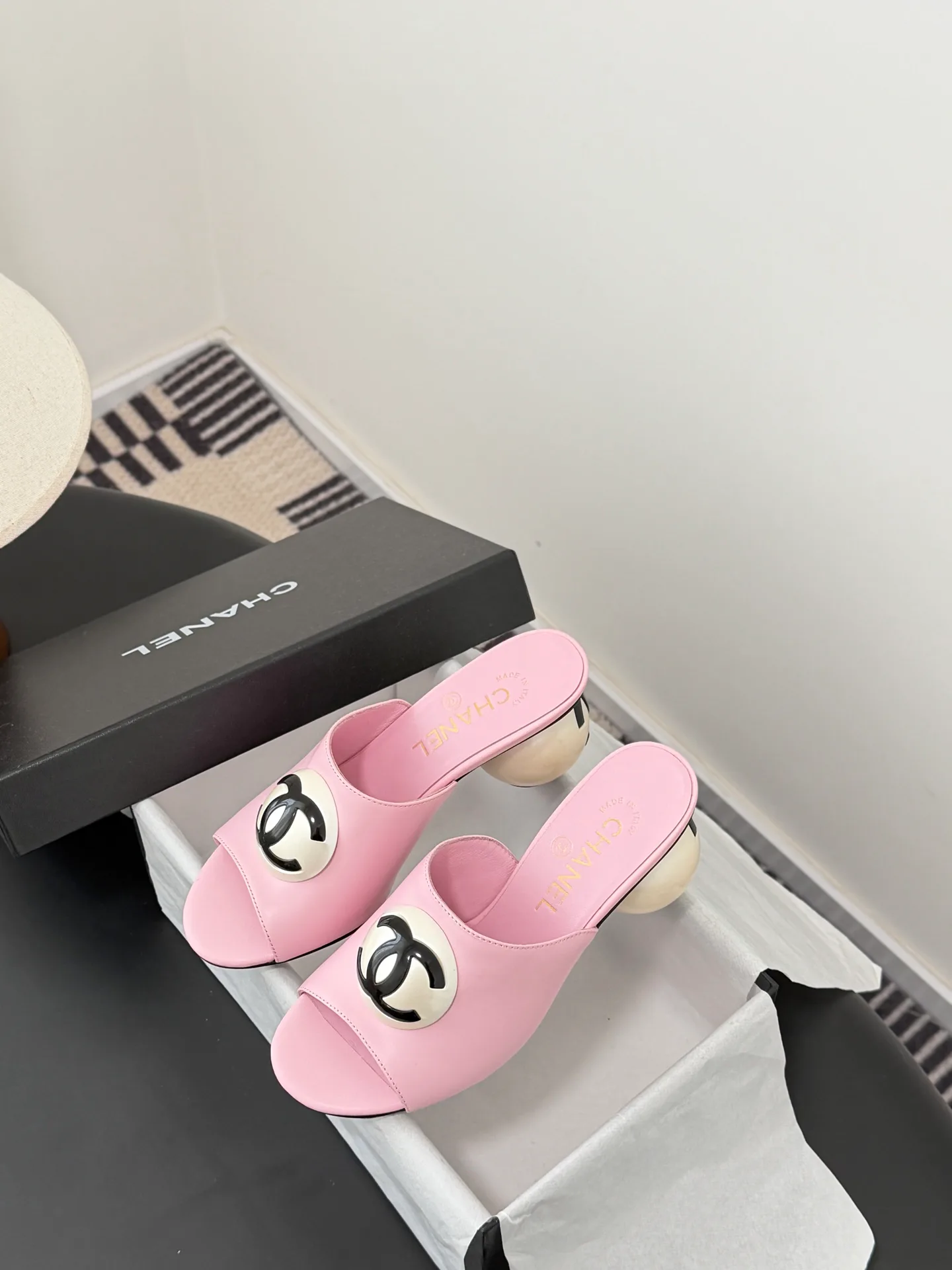 Босоножки Женские Chanel 10997483