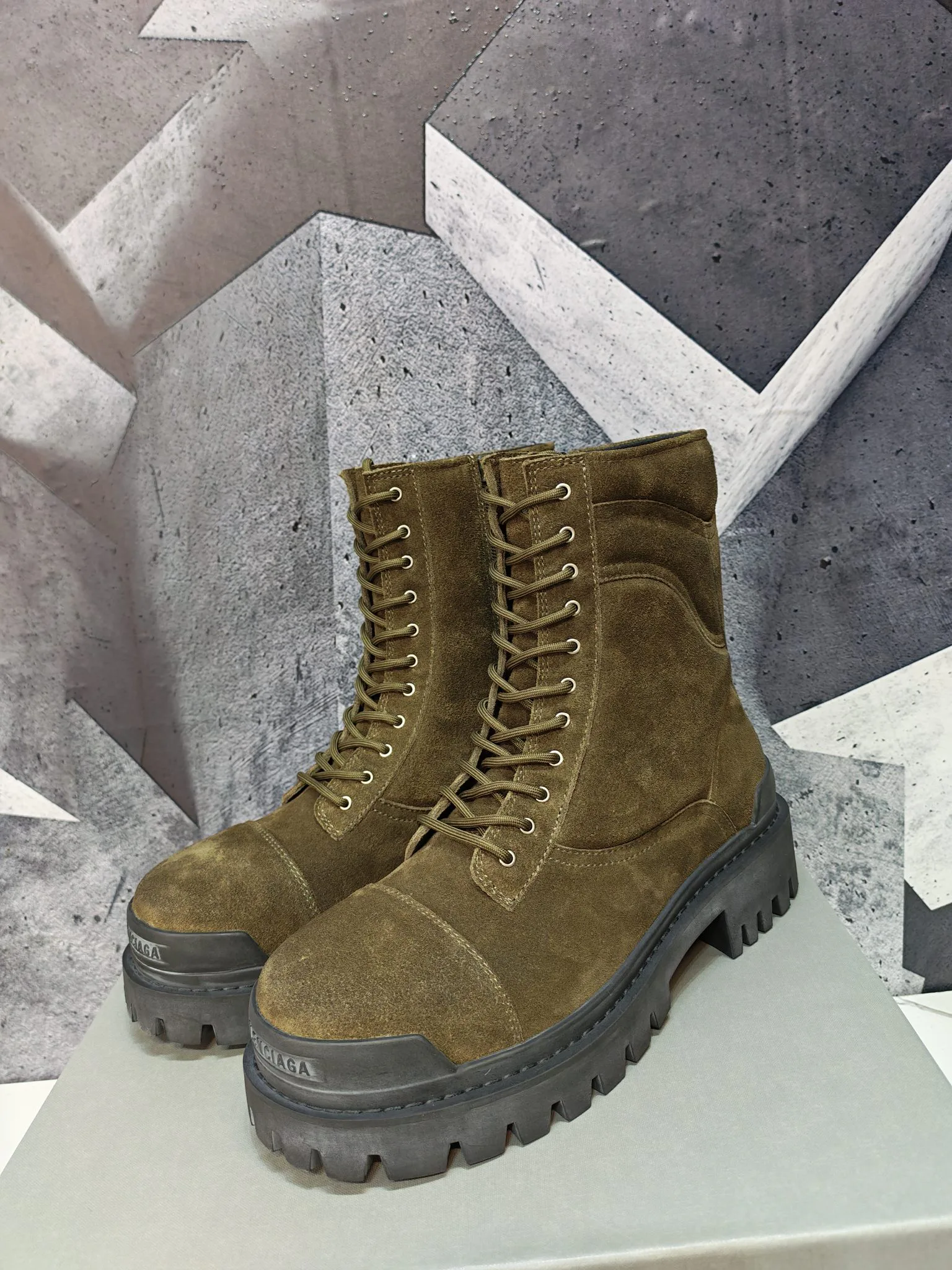 Ботинки Мужские Balenciaga 17962238