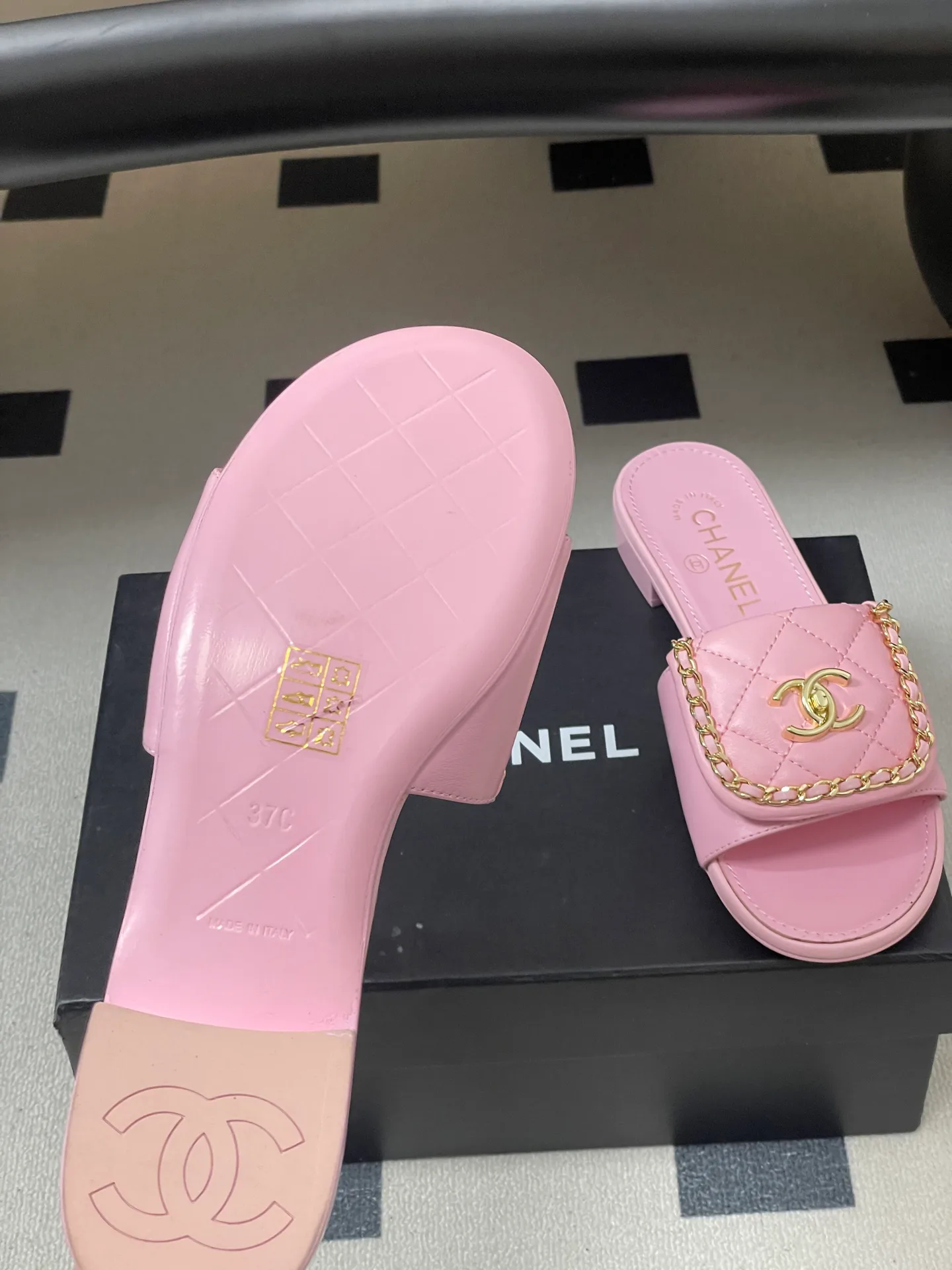 Шлепанцы Женские Chanel 1677094