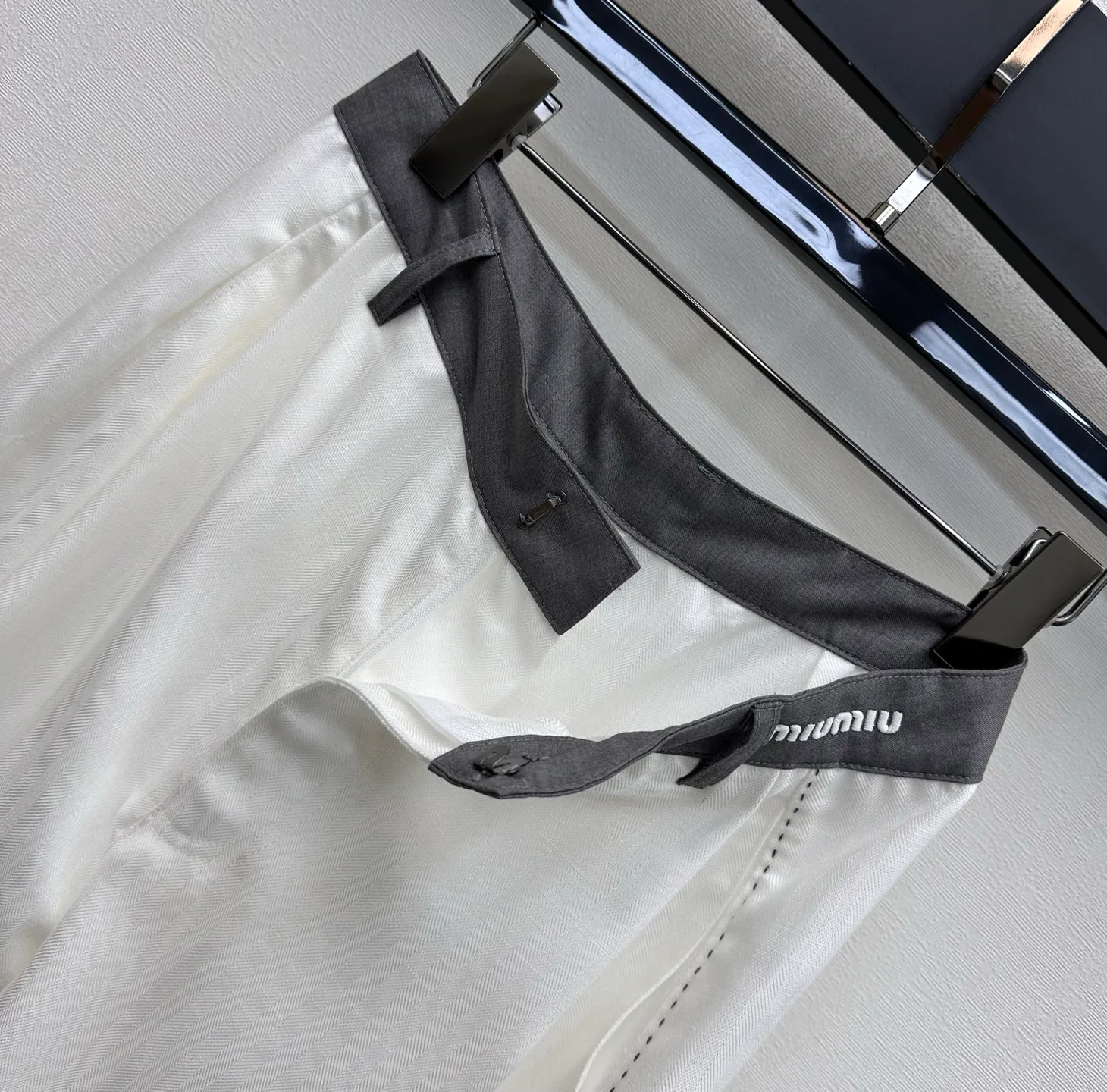 Брюки Женские Miu Miu 11890506