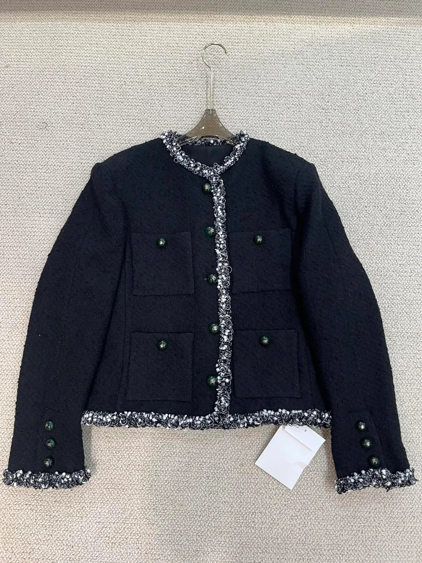 Жакеты Женские Chanel 17564584