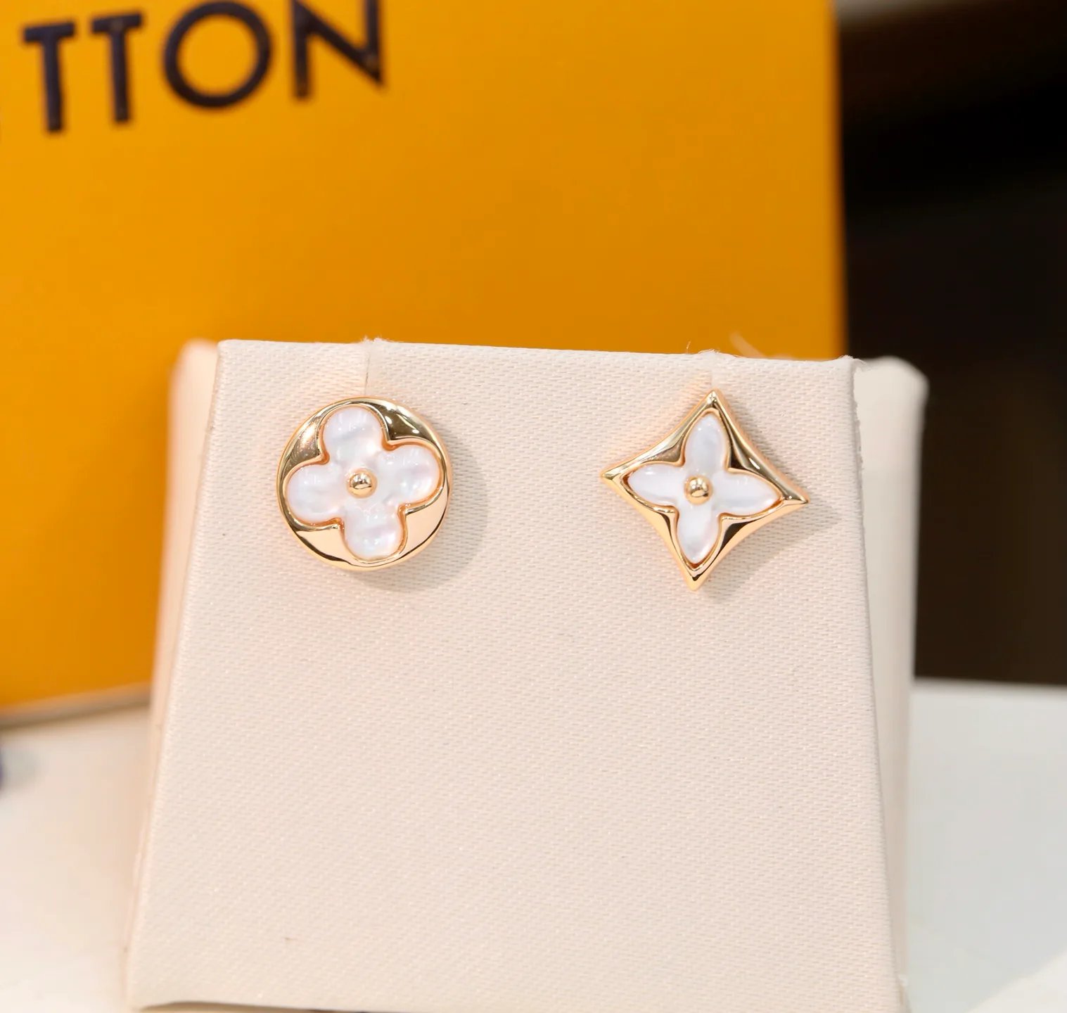 Бижутерия Louis Vuitton 13554411
