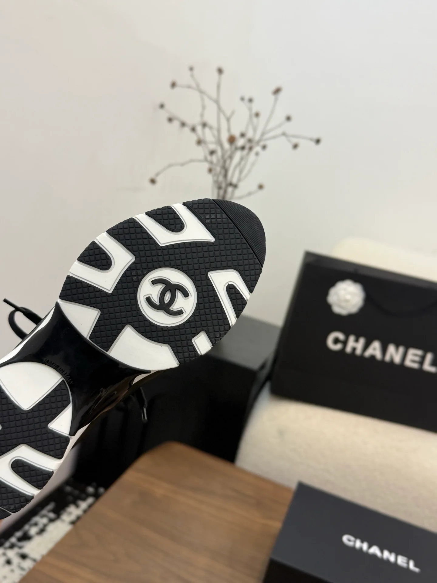 Кроссовки Женские Chanel 11410280