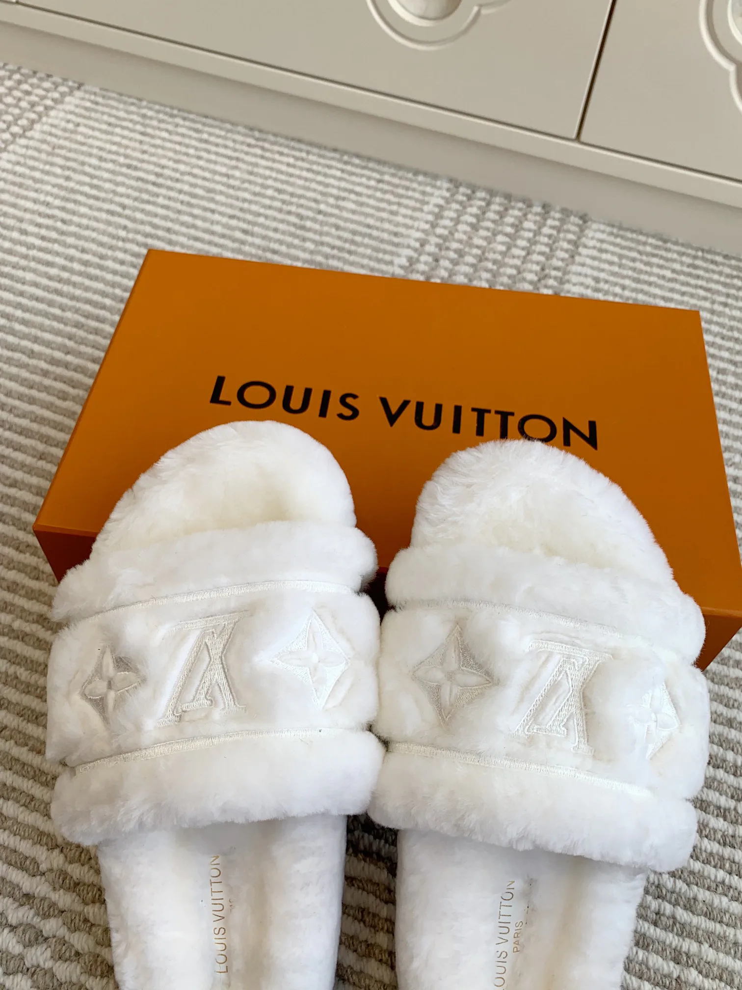 Тапочки Женские Louis Vuitton 85157