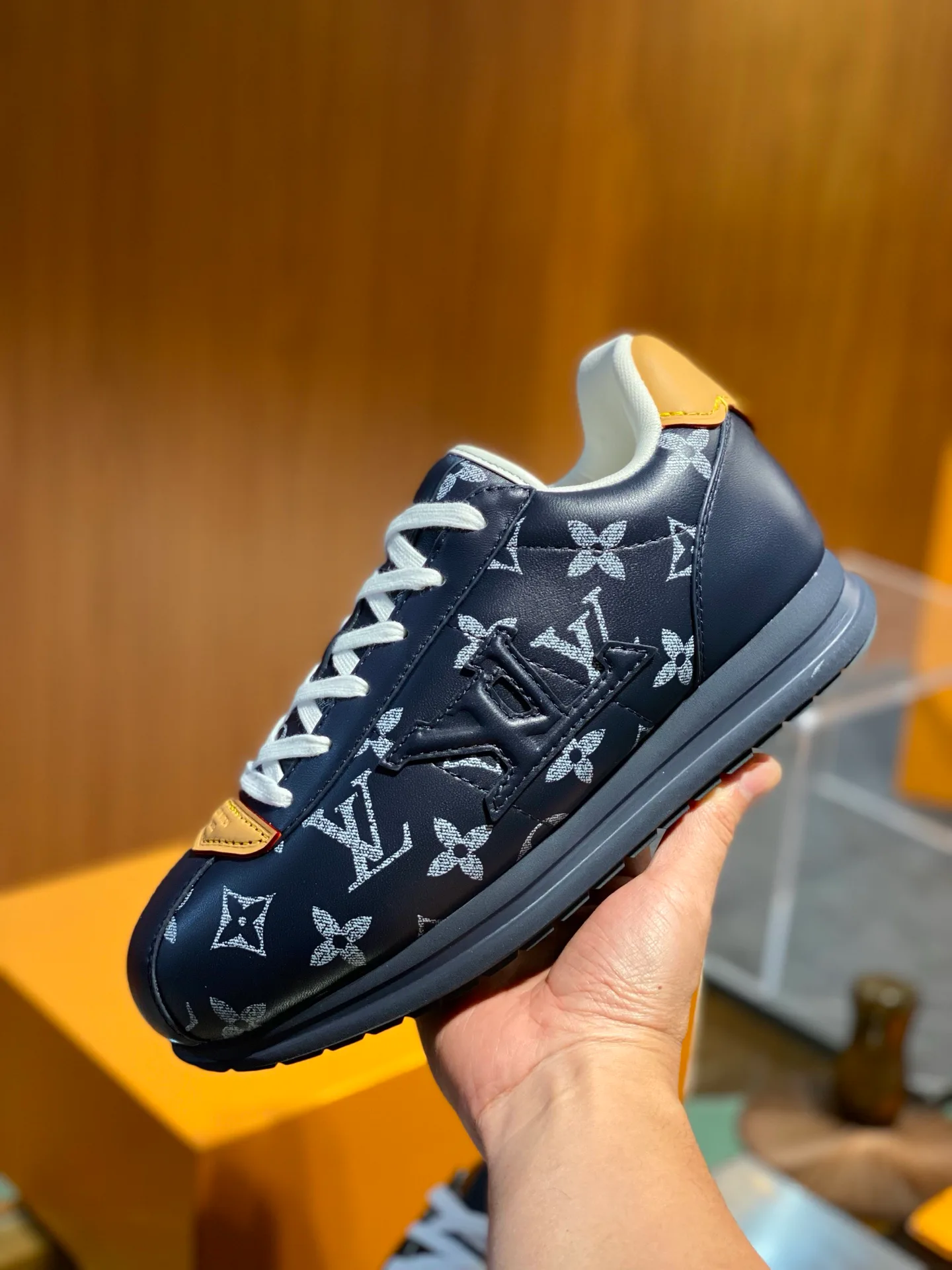 Кроссовки Мужские Louis Vuitton 408500