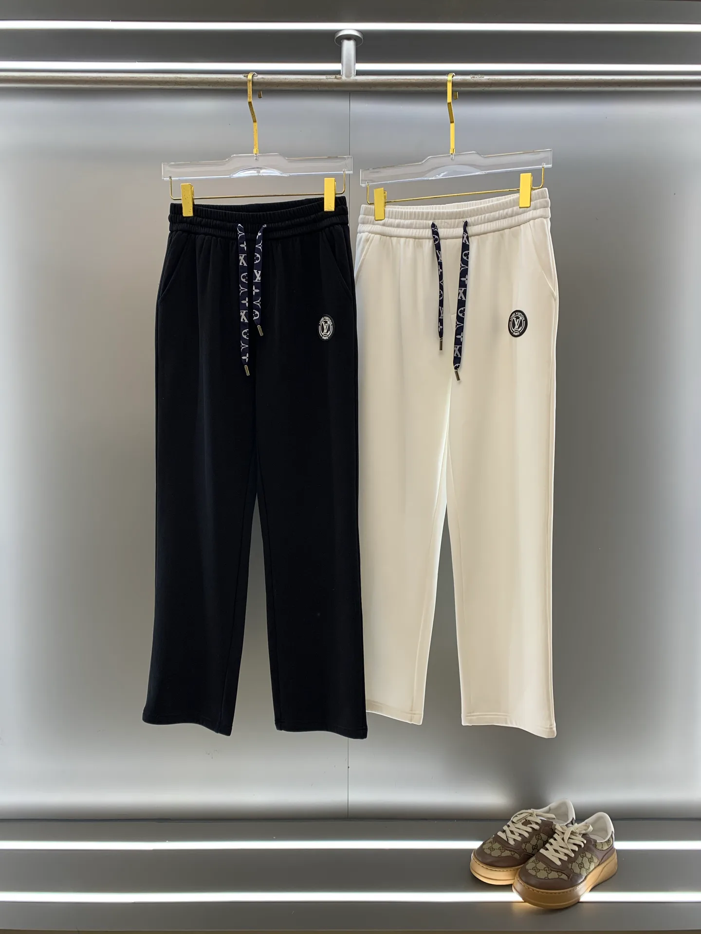 Брюки Женские Louis Vuitton 819027