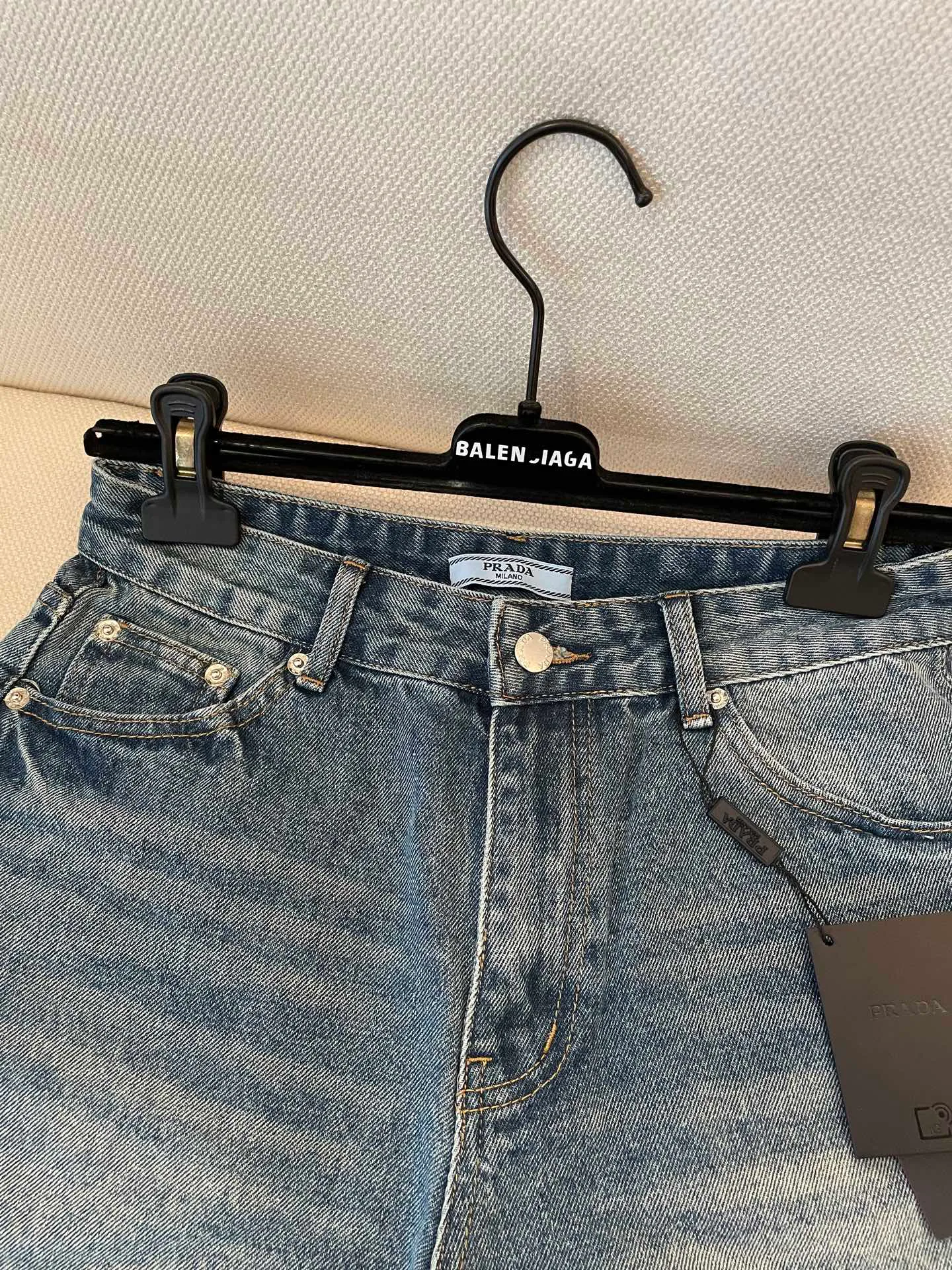 Шорты Женские Prada 23936