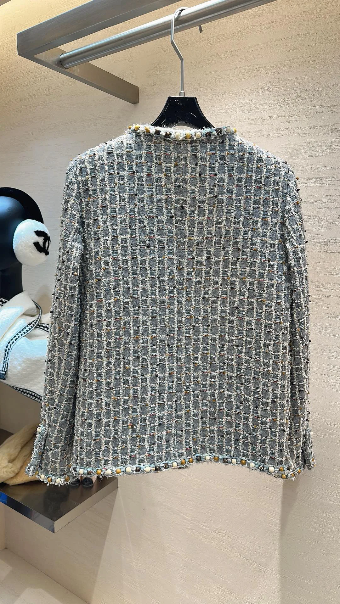 Куртки И Пуховики Женские Chanel 1849772