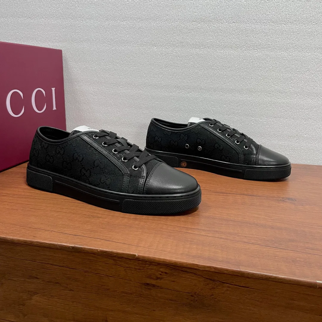 Кеды Женские Gucci 12672547